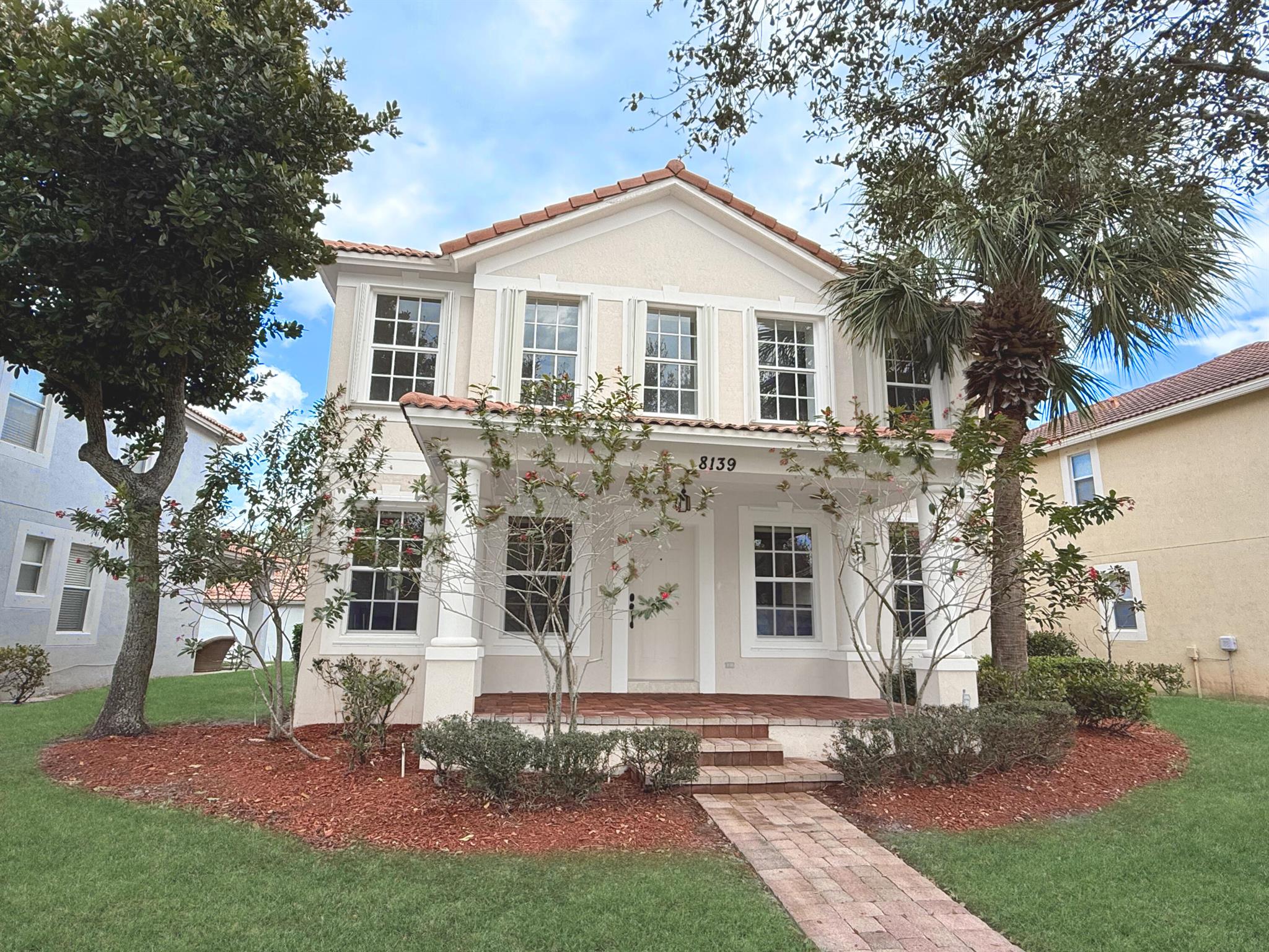 8139 Bautista Way