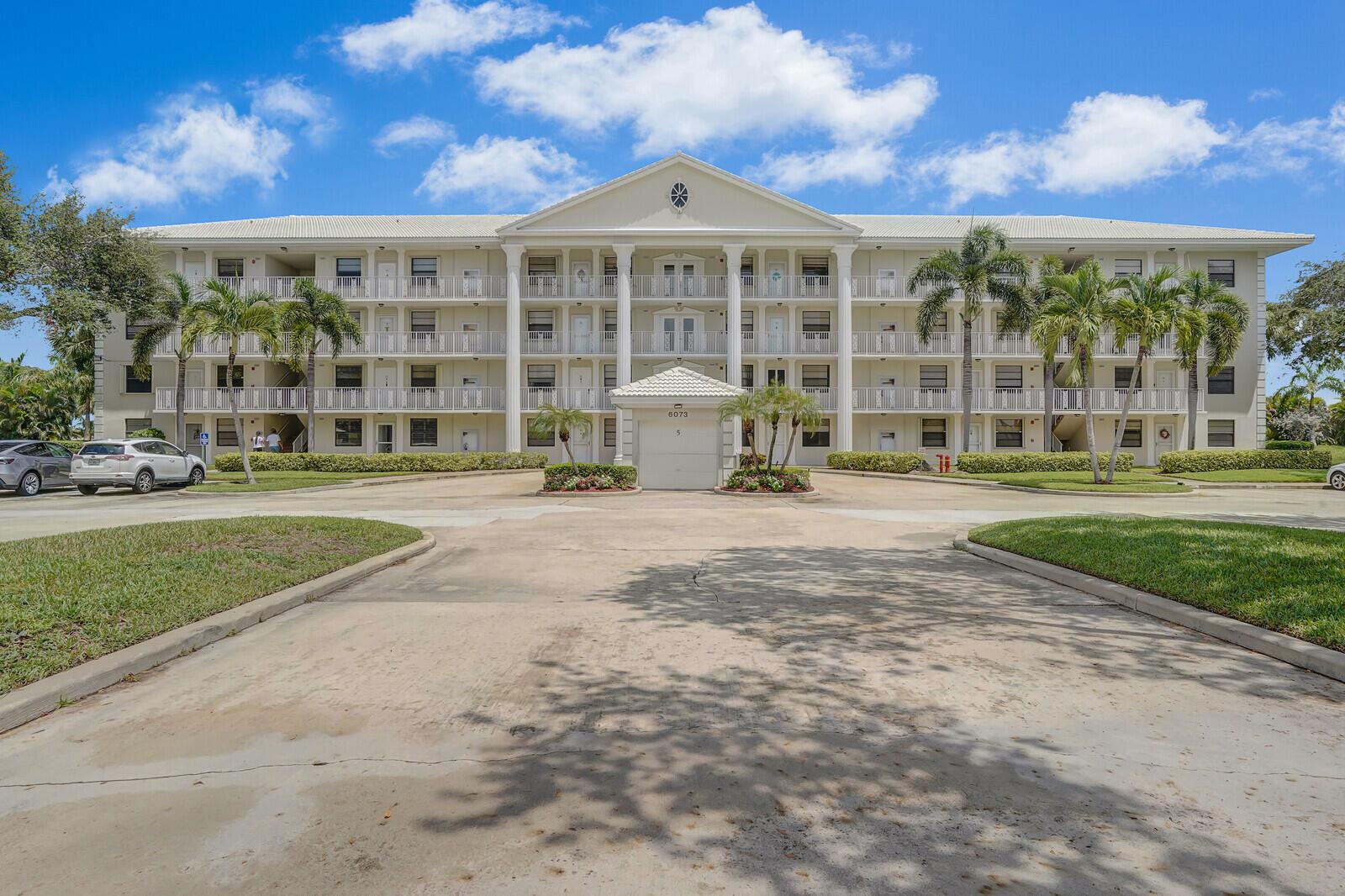 6073 Balboa Cir #105