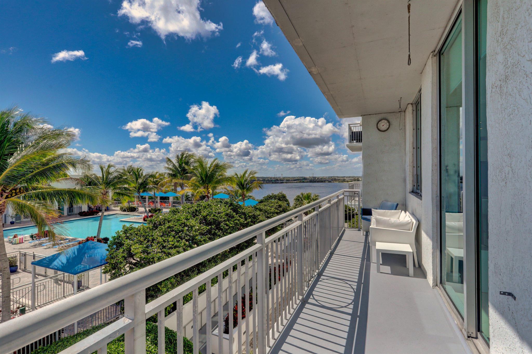 300 S Australian Ave #818