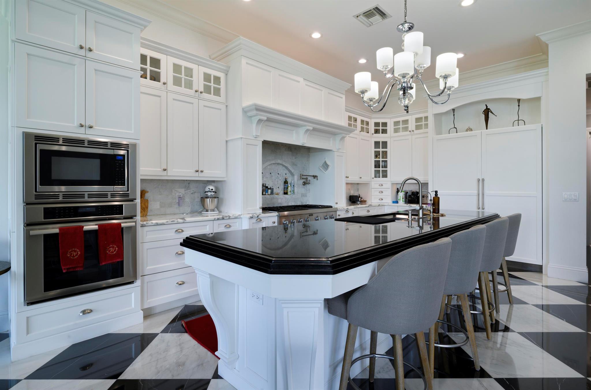 1950 Portage Lndg North Palm Beach, FL 33408