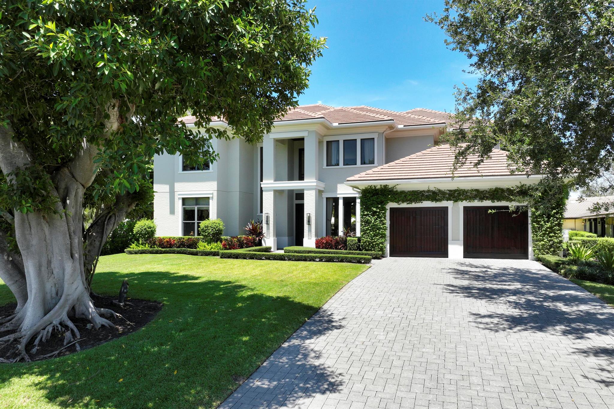 1950 Portage Lndg North Palm Beach, FL 33408