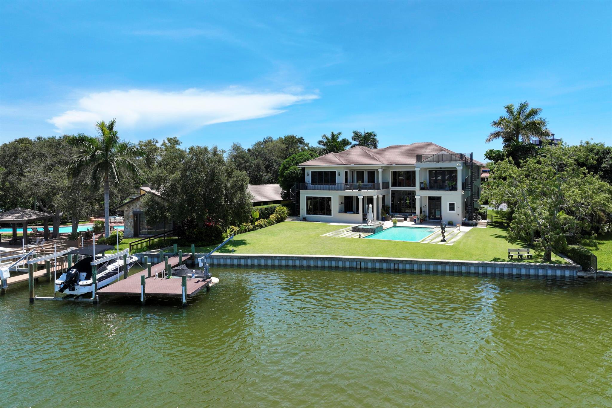 1950 Portage Lndg North Palm Beach, FL 33408