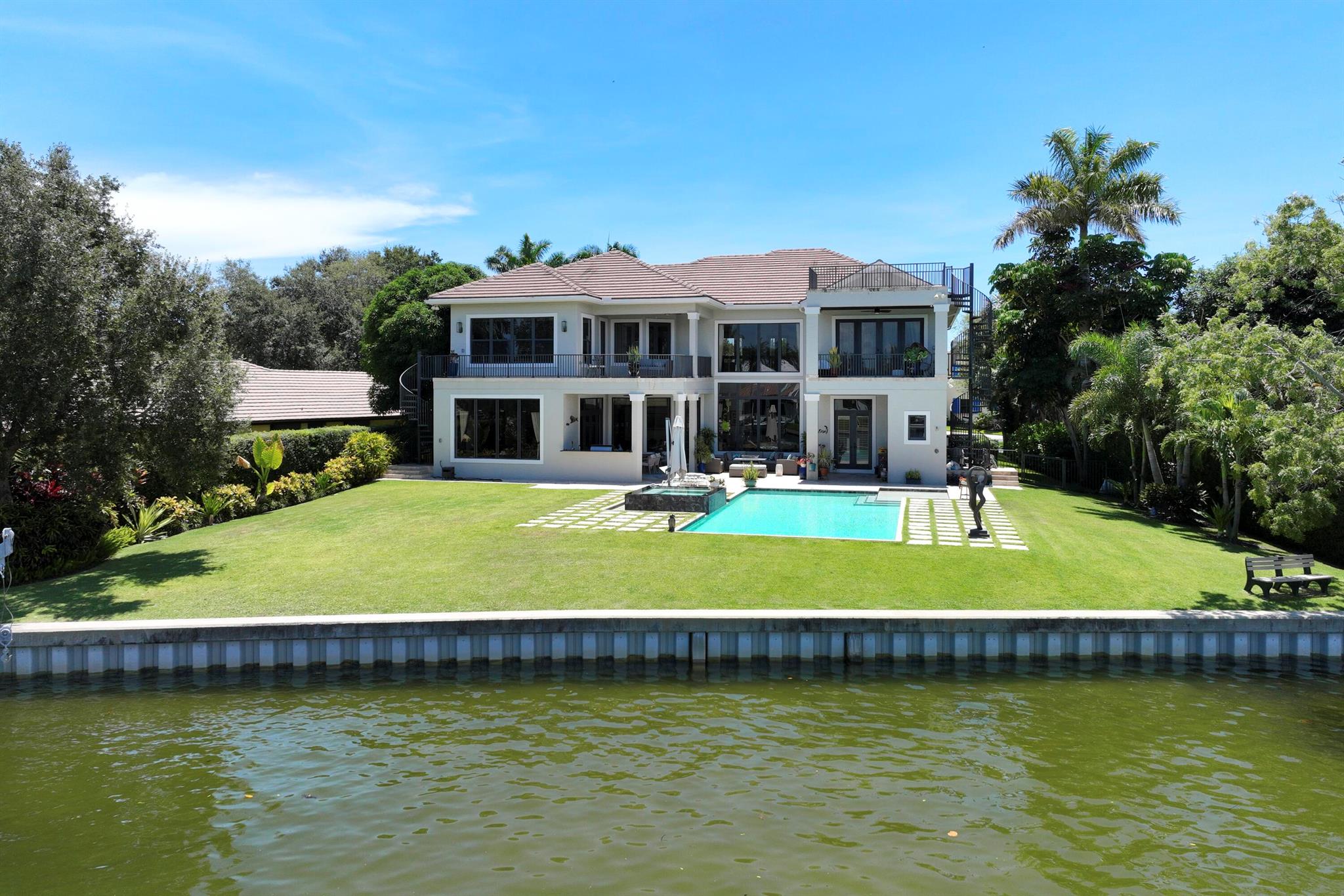 1950 Portage Lndg North Palm Beach, FL 33408