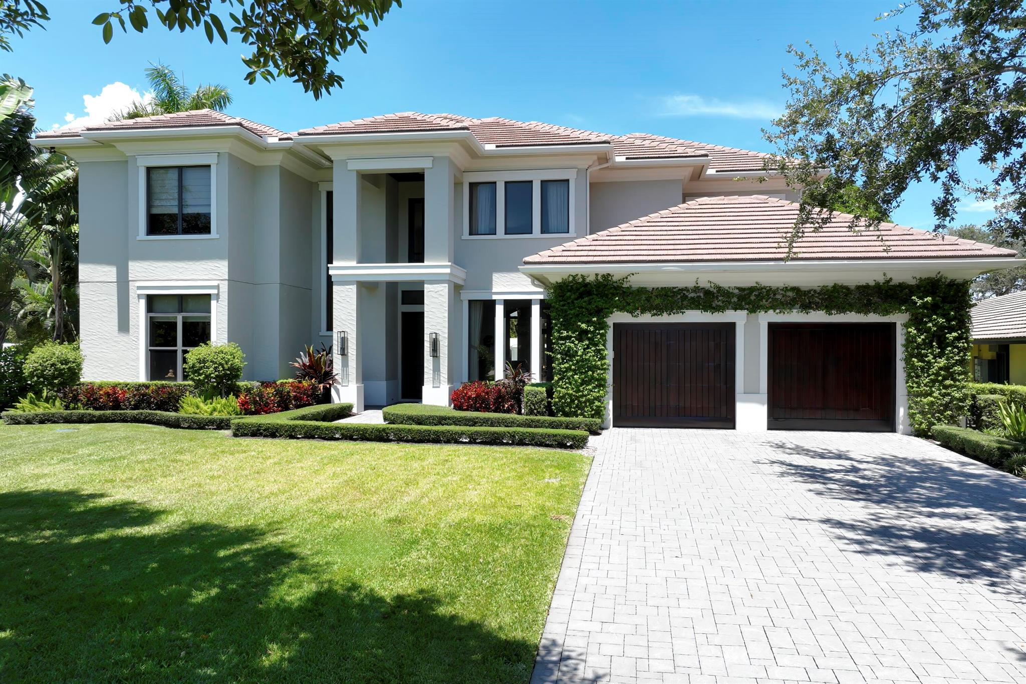 1950 Portage Lndg North Palm Beach, FL 33408