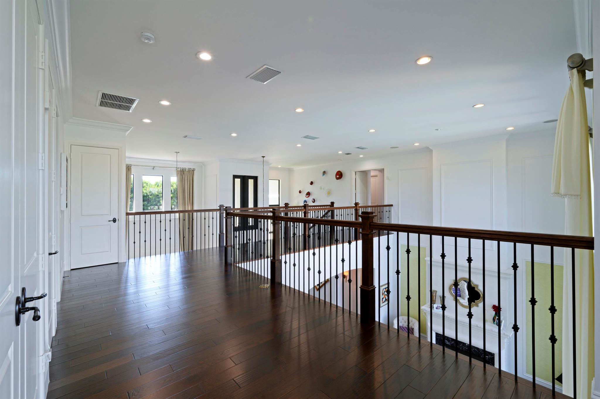 1950 Portage Lndg North Palm Beach, FL 33408