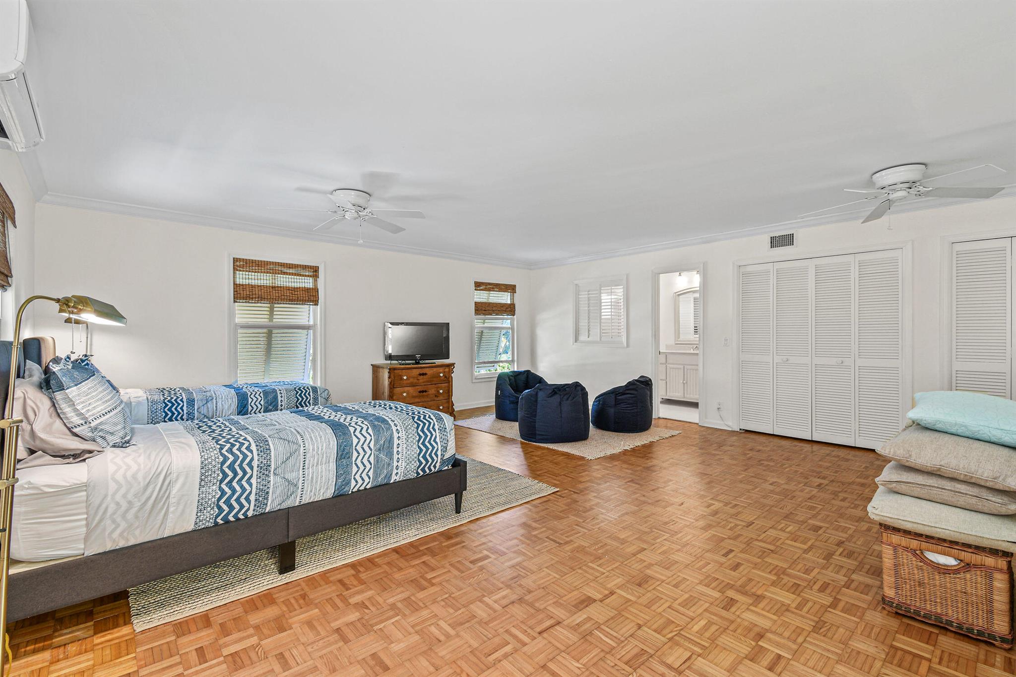 229 Colony Rd Jupiter Inlet Colony, FL 33469