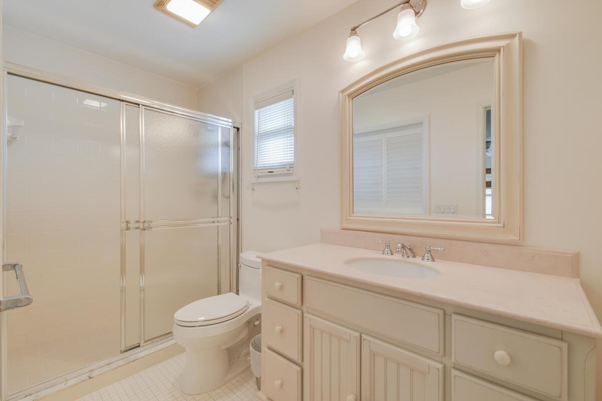 229 Colony Rd Jupiter Inlet Colony, FL 33469