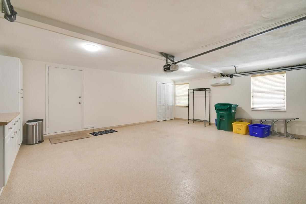 229 Colony Rd Jupiter Inlet Colony, FL 33469