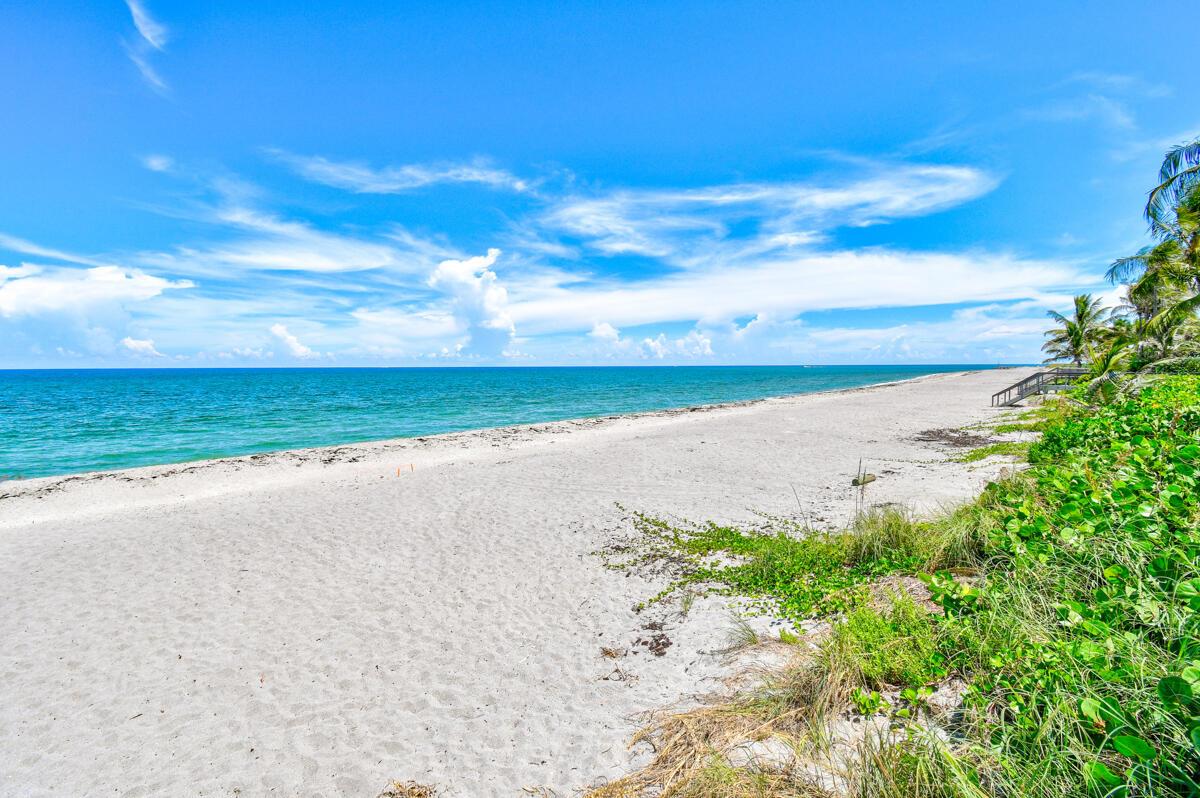 229 Colony Rd Jupiter Inlet Colony, FL 33469