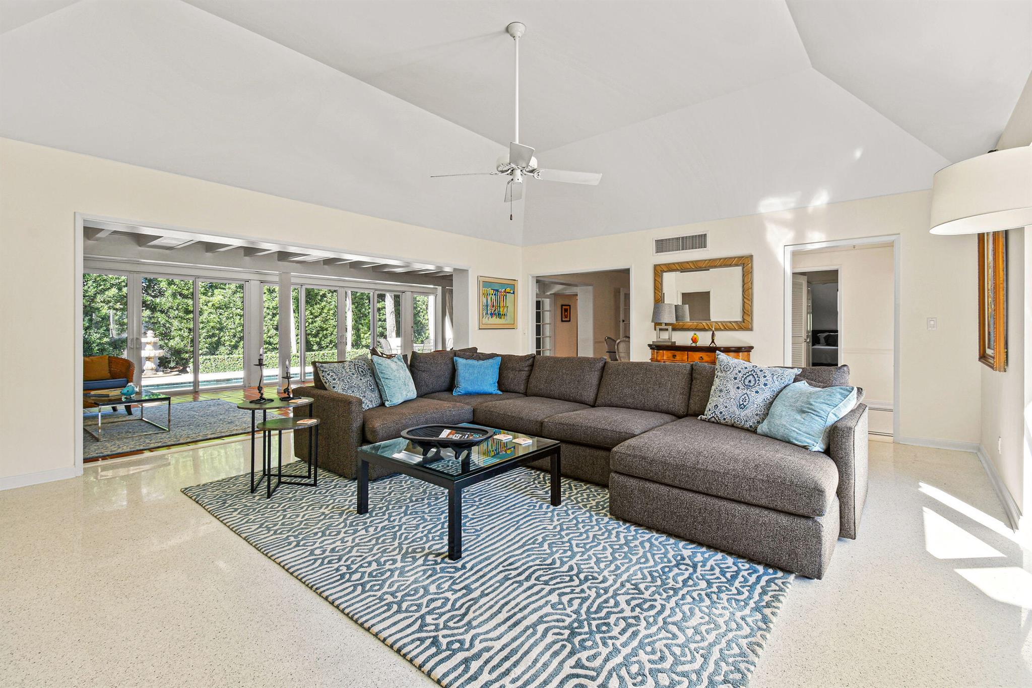 229 Colony Rd Jupiter Inlet Colony, FL 33469