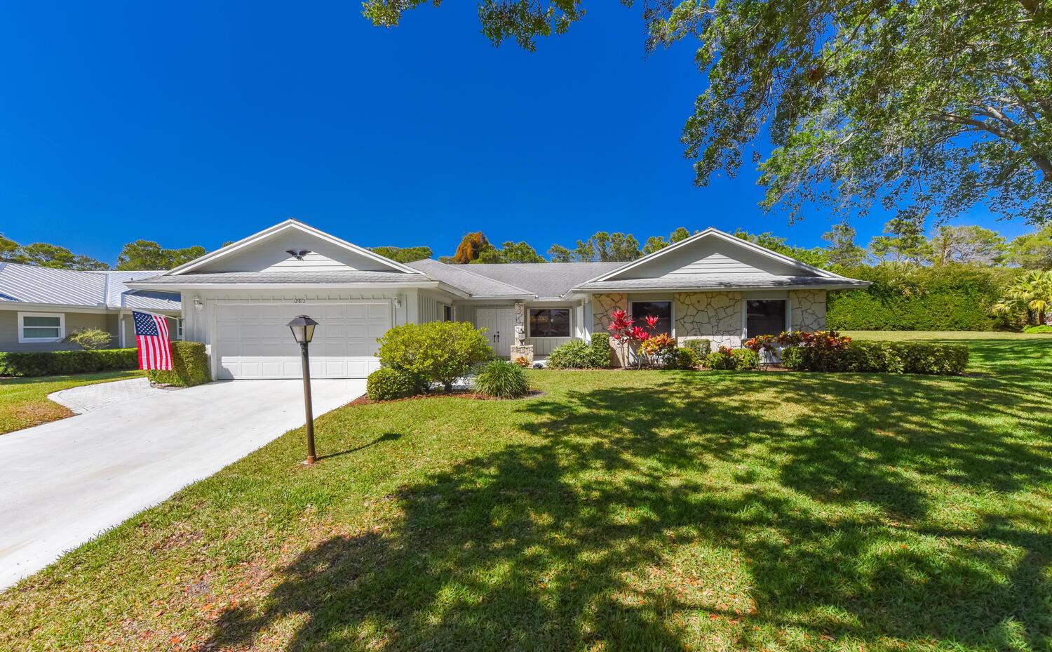 12812 SE Royal Troon Ct