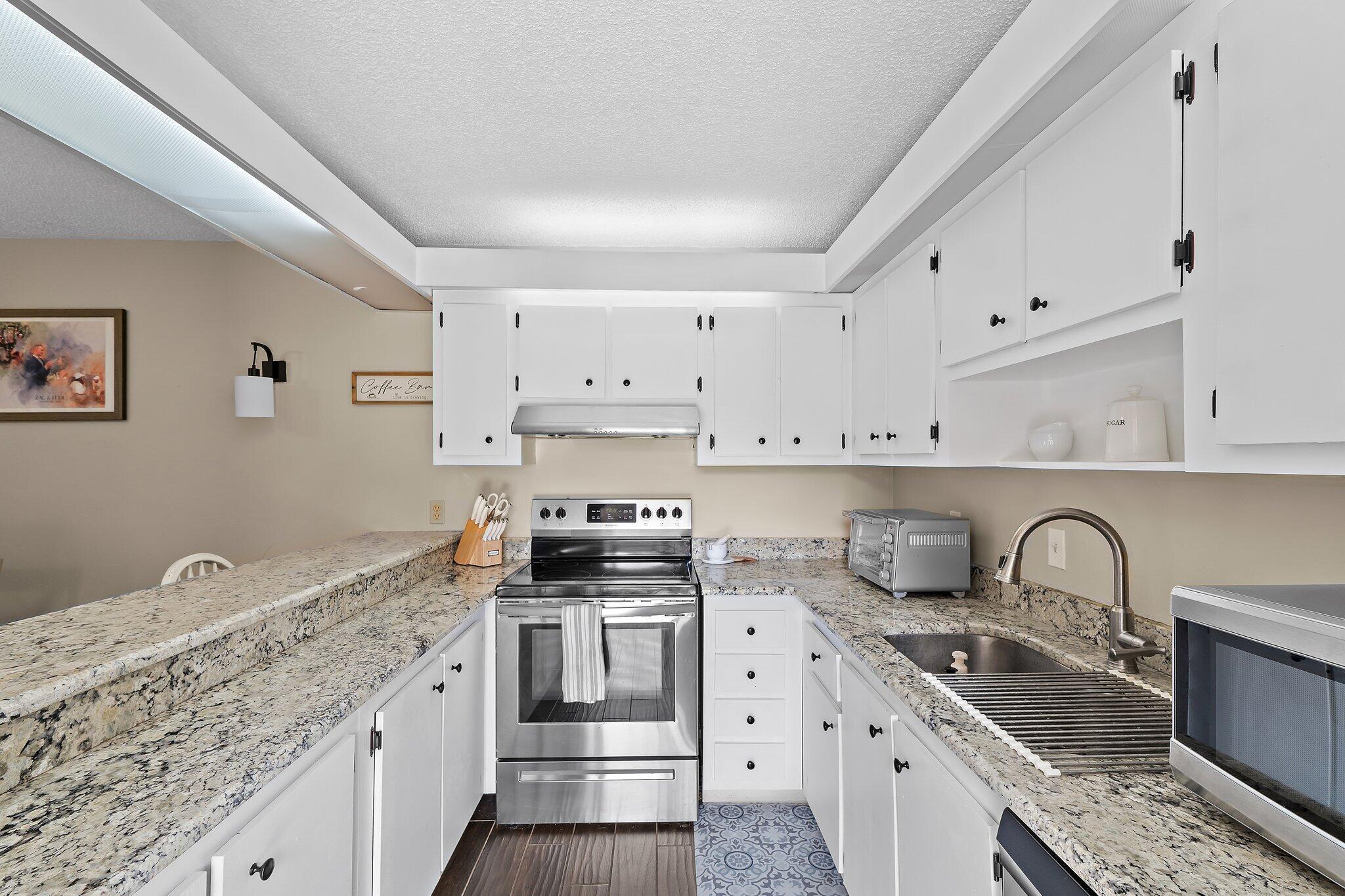 825 Center St #30a Jupiter, FL 33458