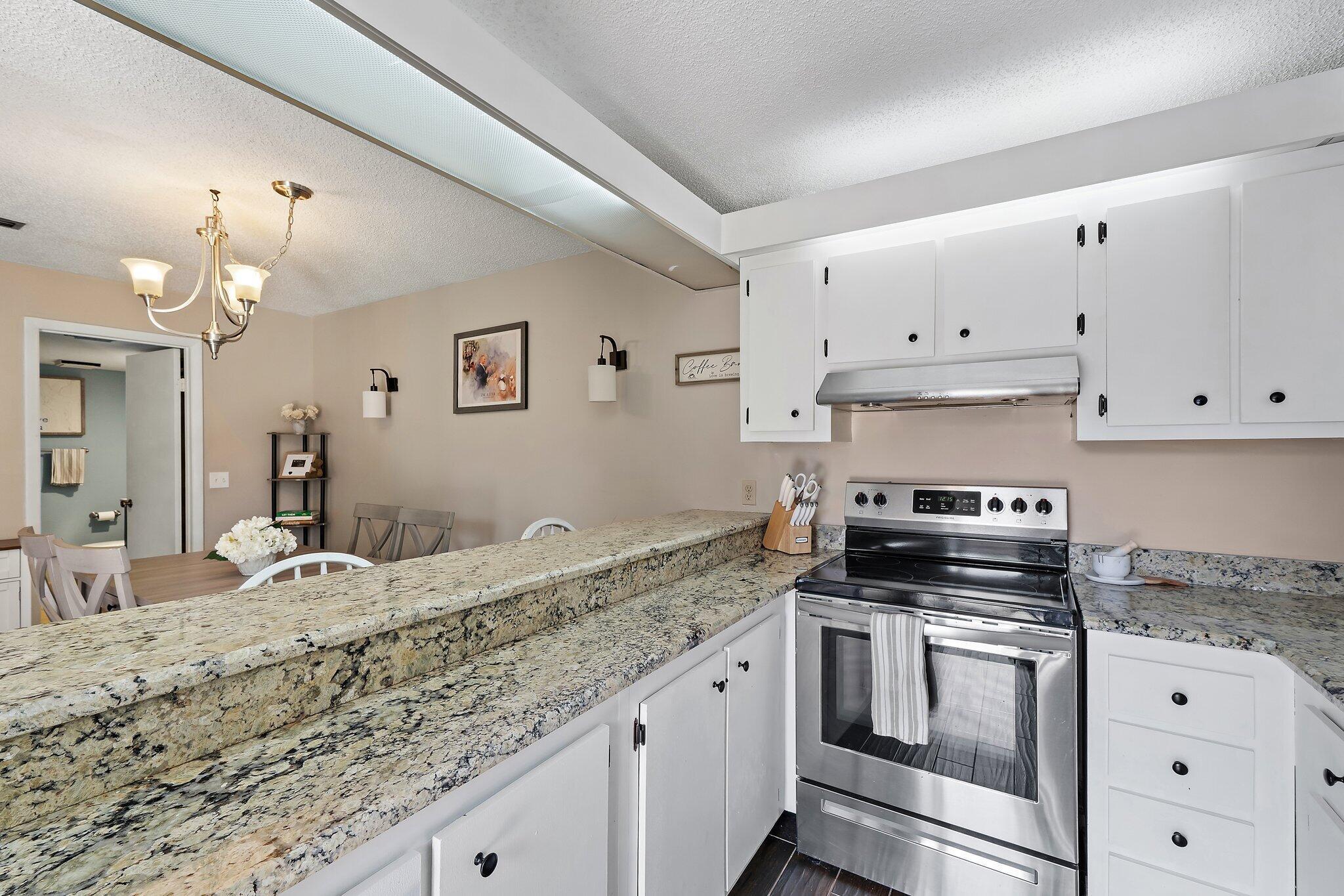 825 Center St #30a Jupiter, FL 33458