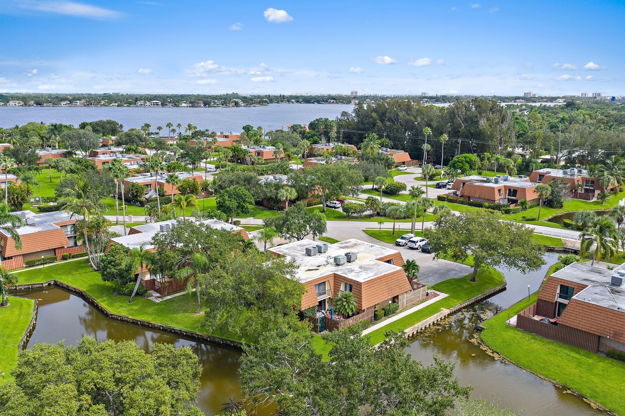 825 Center St #30a Jupiter, FL 33458