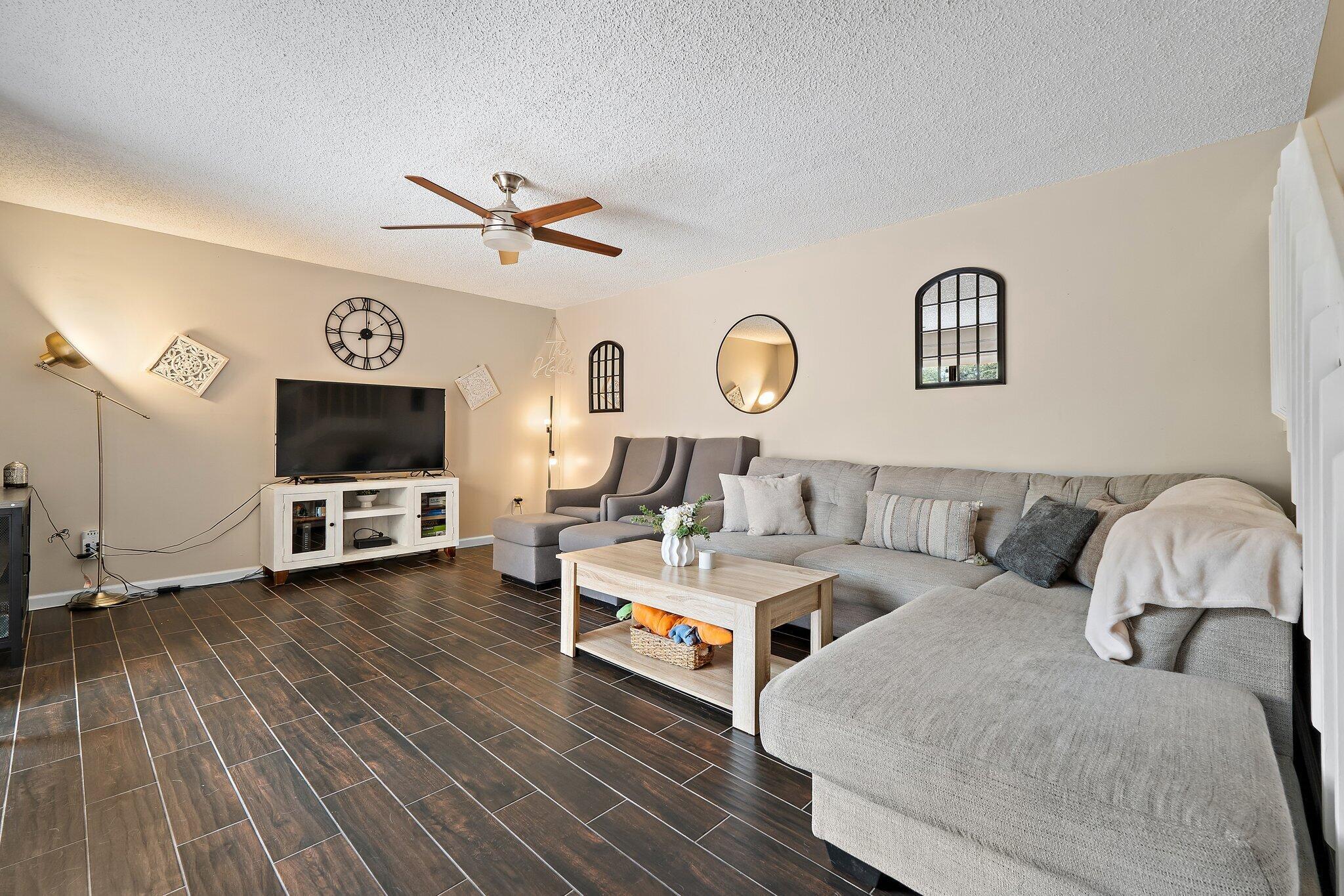 825 Center St #30a Jupiter, FL 33458