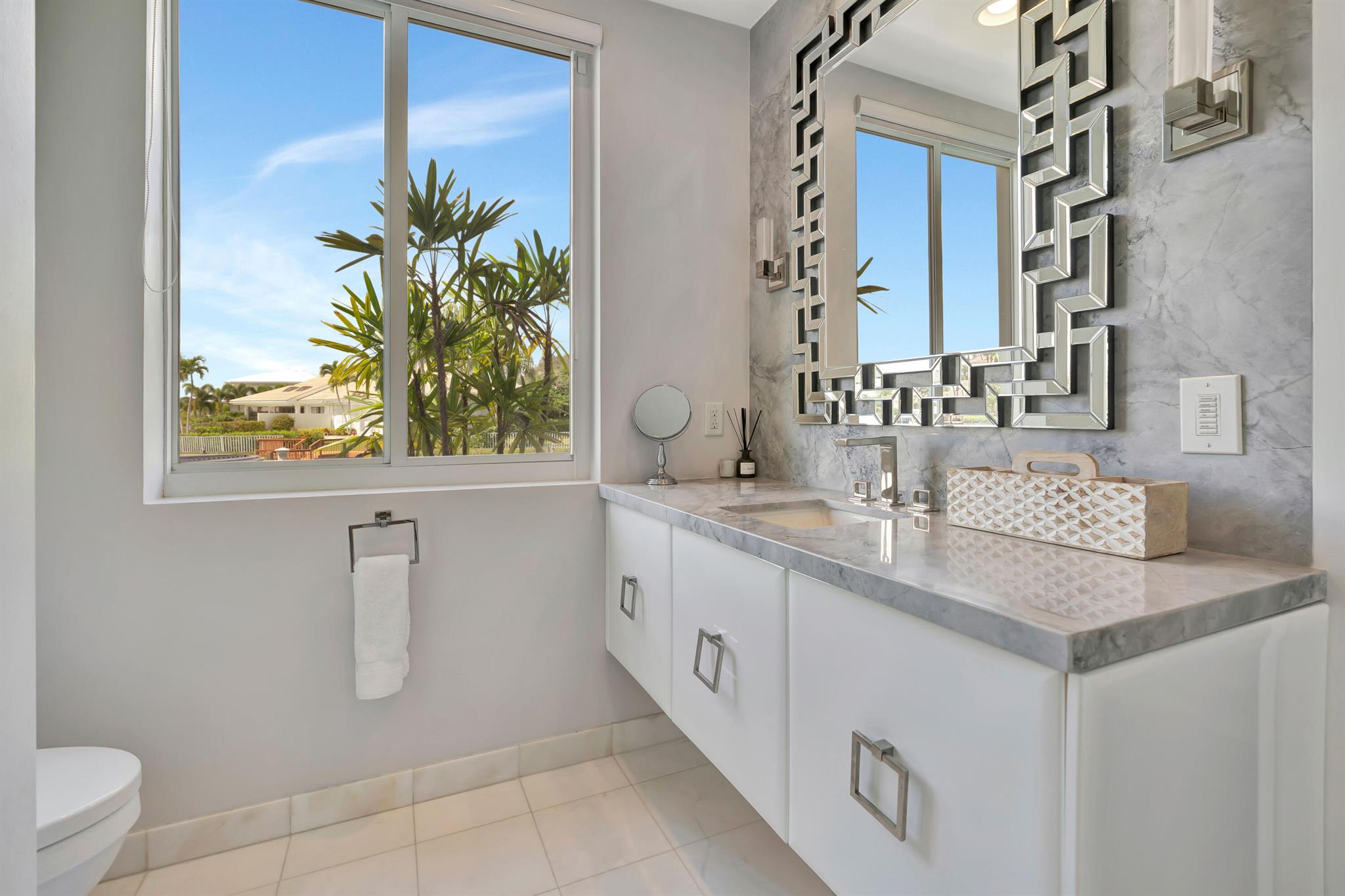 185 Island Dr Jupiter, FL 33477