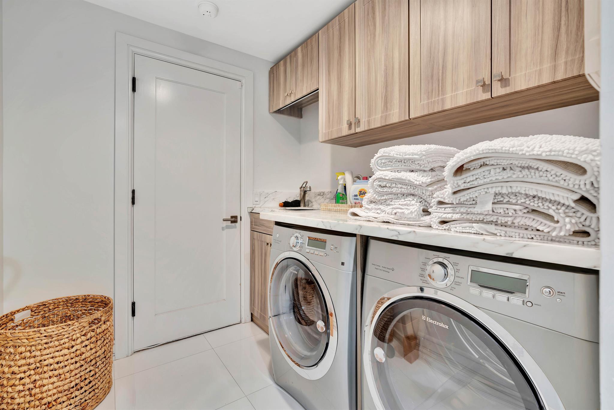 185 Island Dr Jupiter, FL 33477