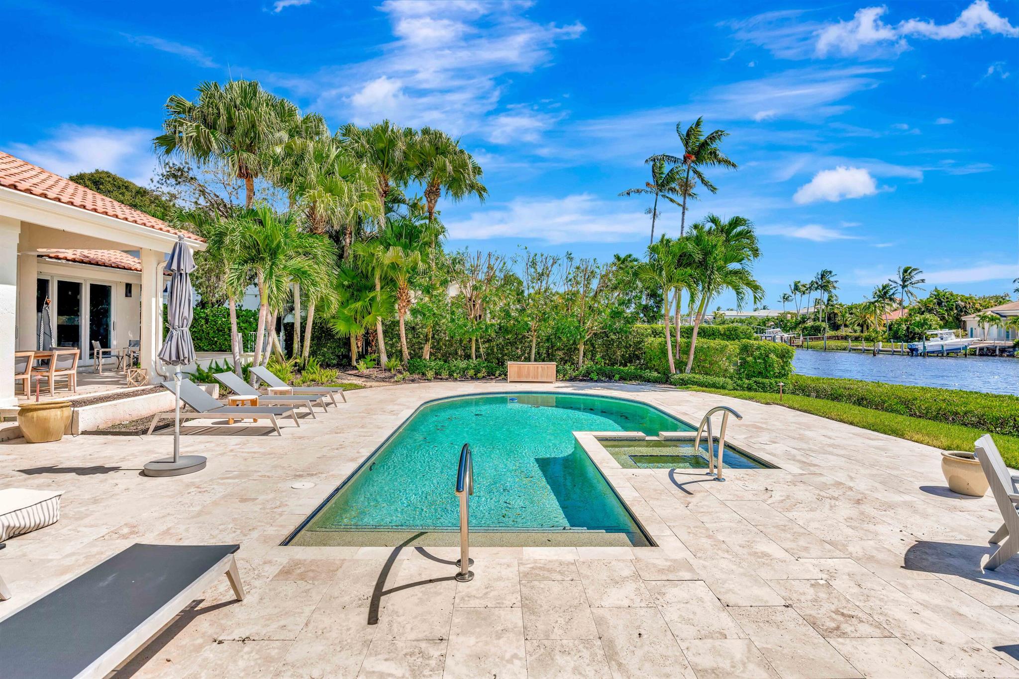 185 Island Dr Jupiter, FL 33477