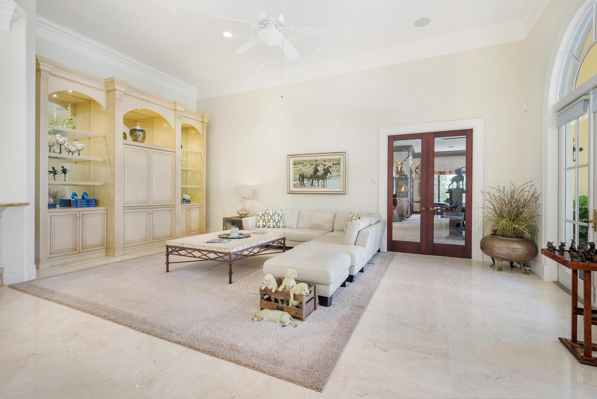 19223 Riverside Dr Tequesta, FL 33469