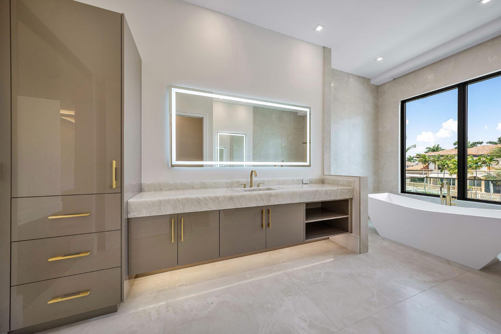 191 W Coconut Palm Rd Boca Raton, FL 33432