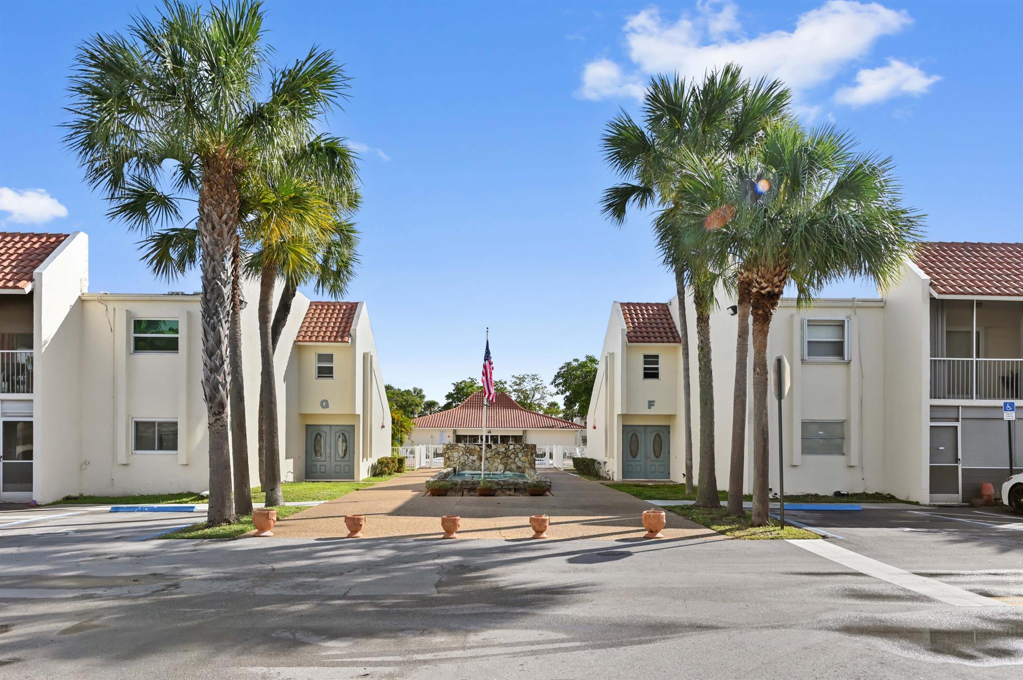 1428 SE 4th Ave #215