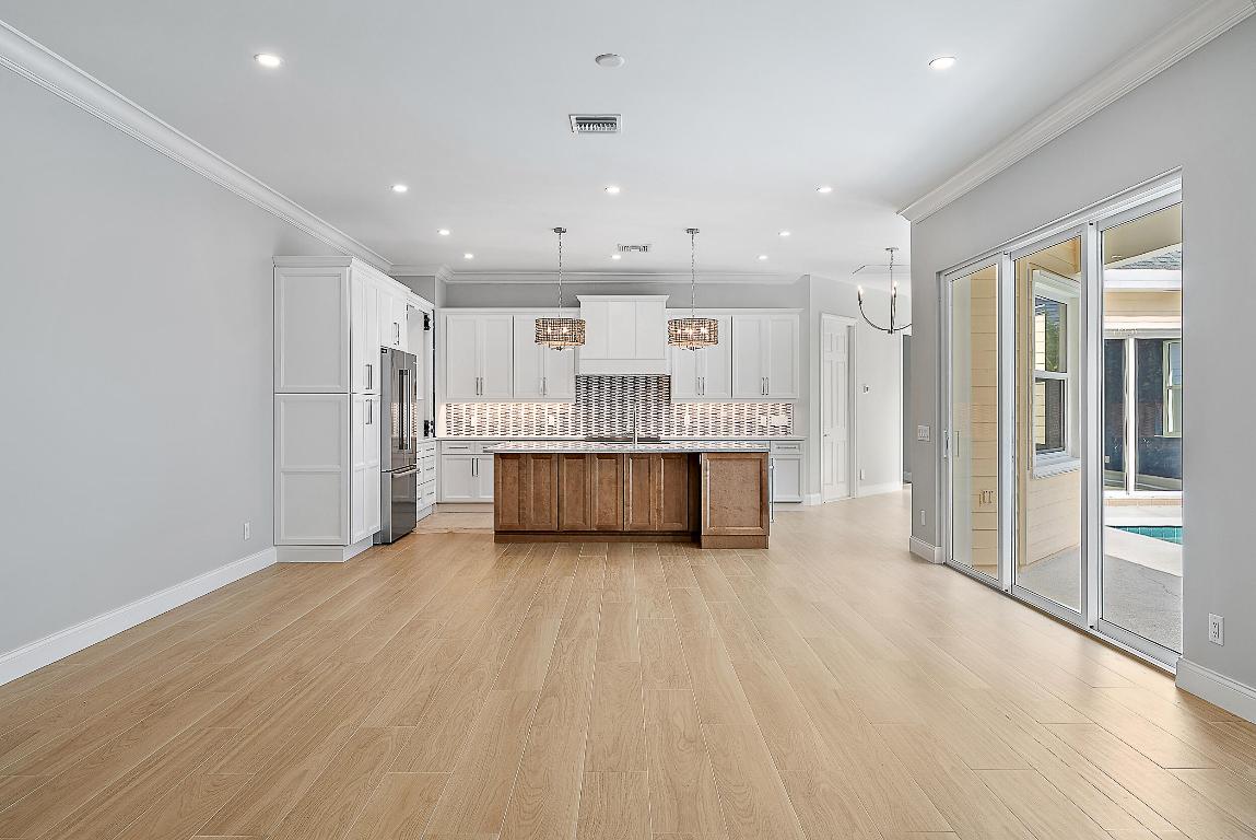 248 Honeysuckle Jupiter, FL 33458