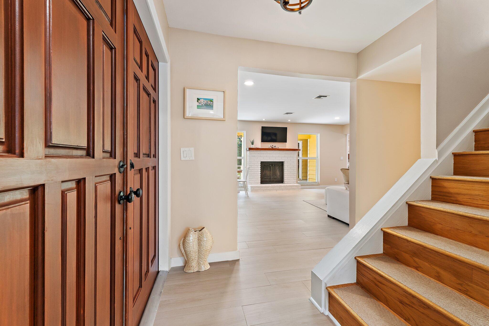 17375 Thunder Jupiter, FL 33478