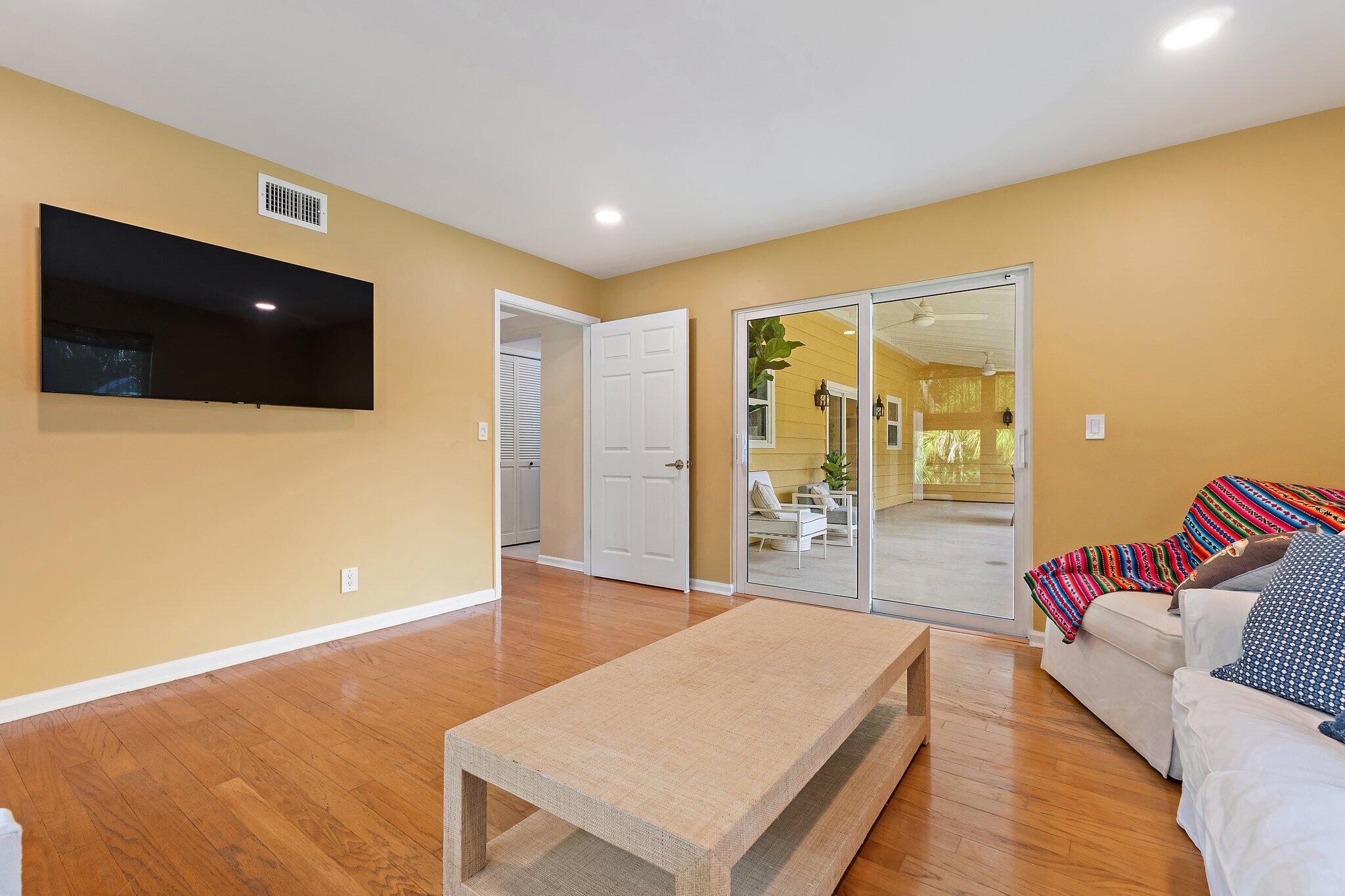 17375 Thunder Jupiter, FL 33478