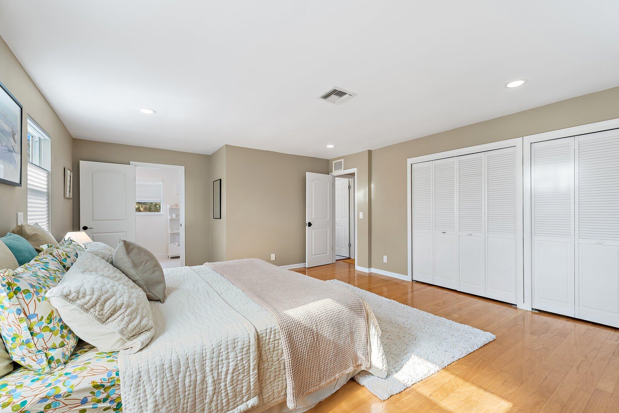 17375 Thunder Jupiter, FL 33478