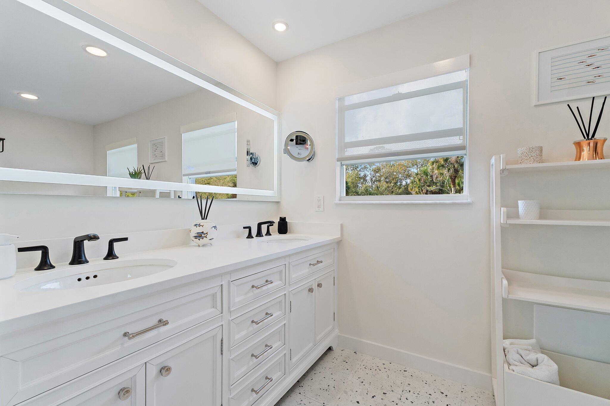 17375 Thunder Jupiter, FL 33478