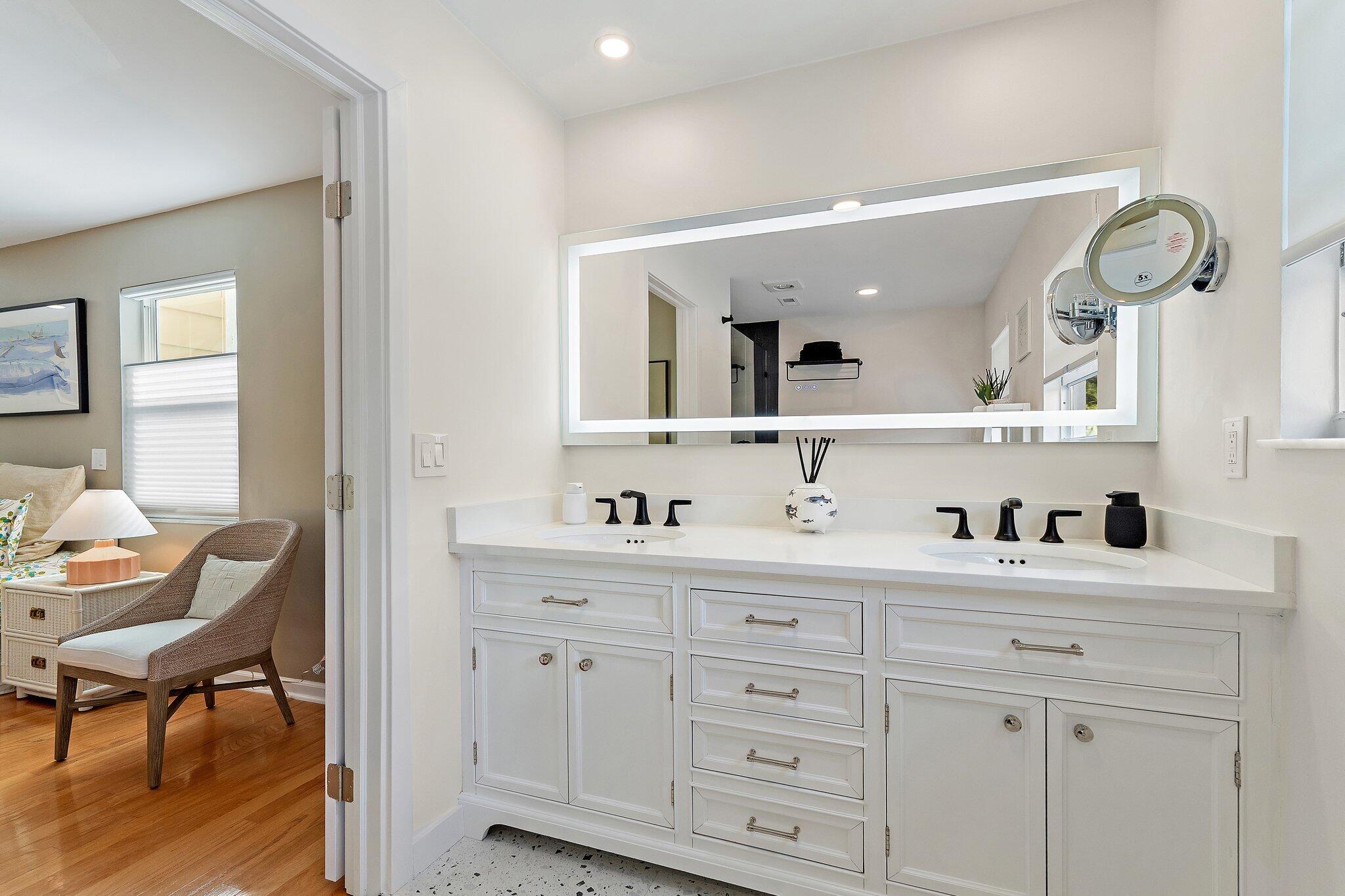 17375 Thunder Jupiter, FL 33478