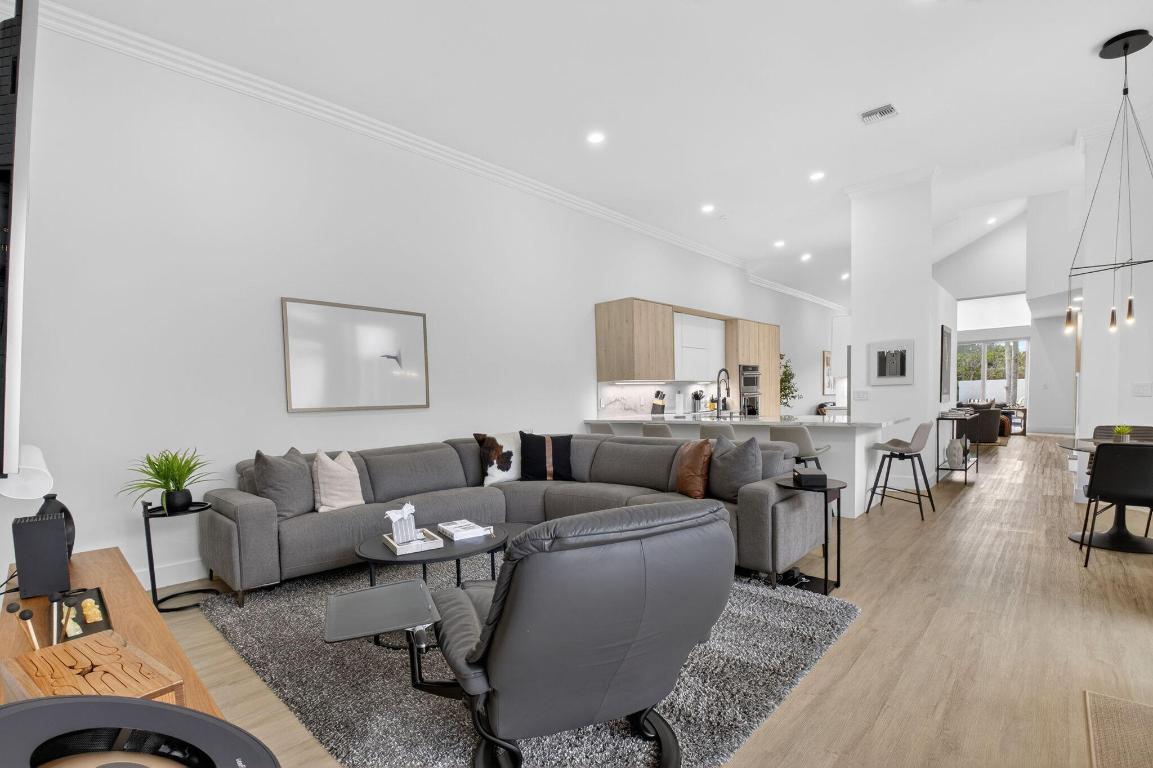 3344 NW 53rd Boca Raton, FL 33496