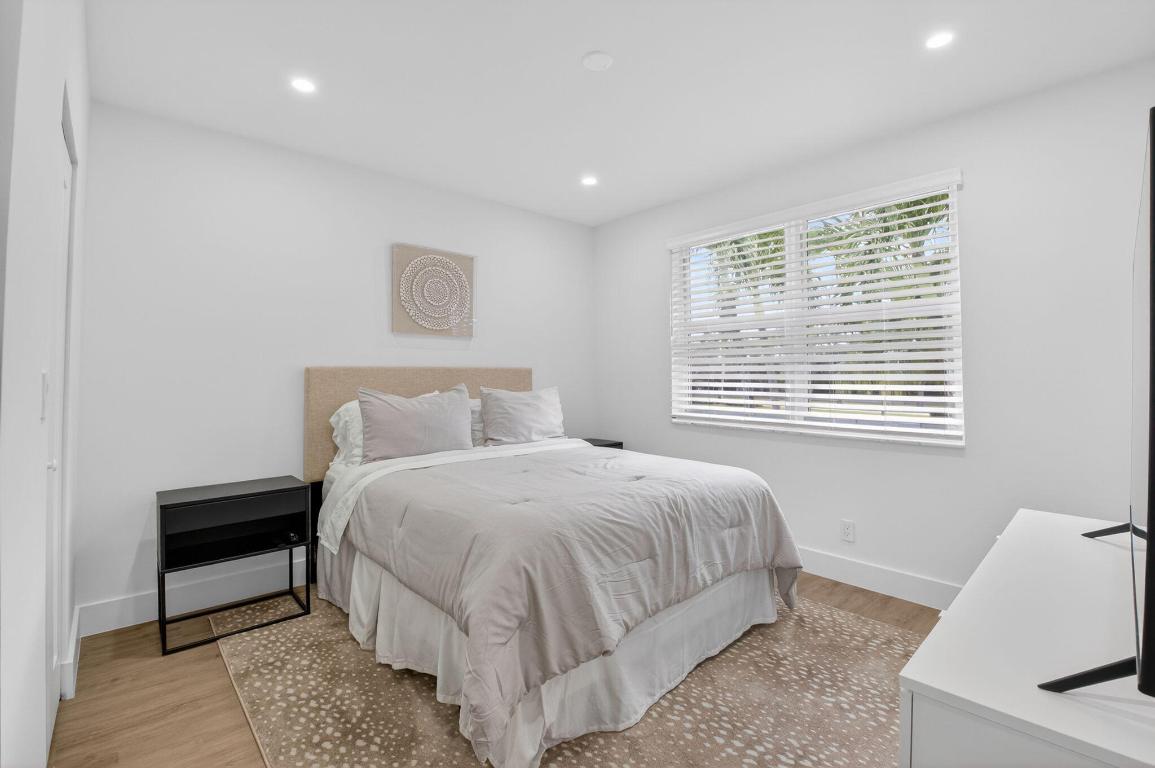 3344 NW 53rd Boca Raton, FL 33496