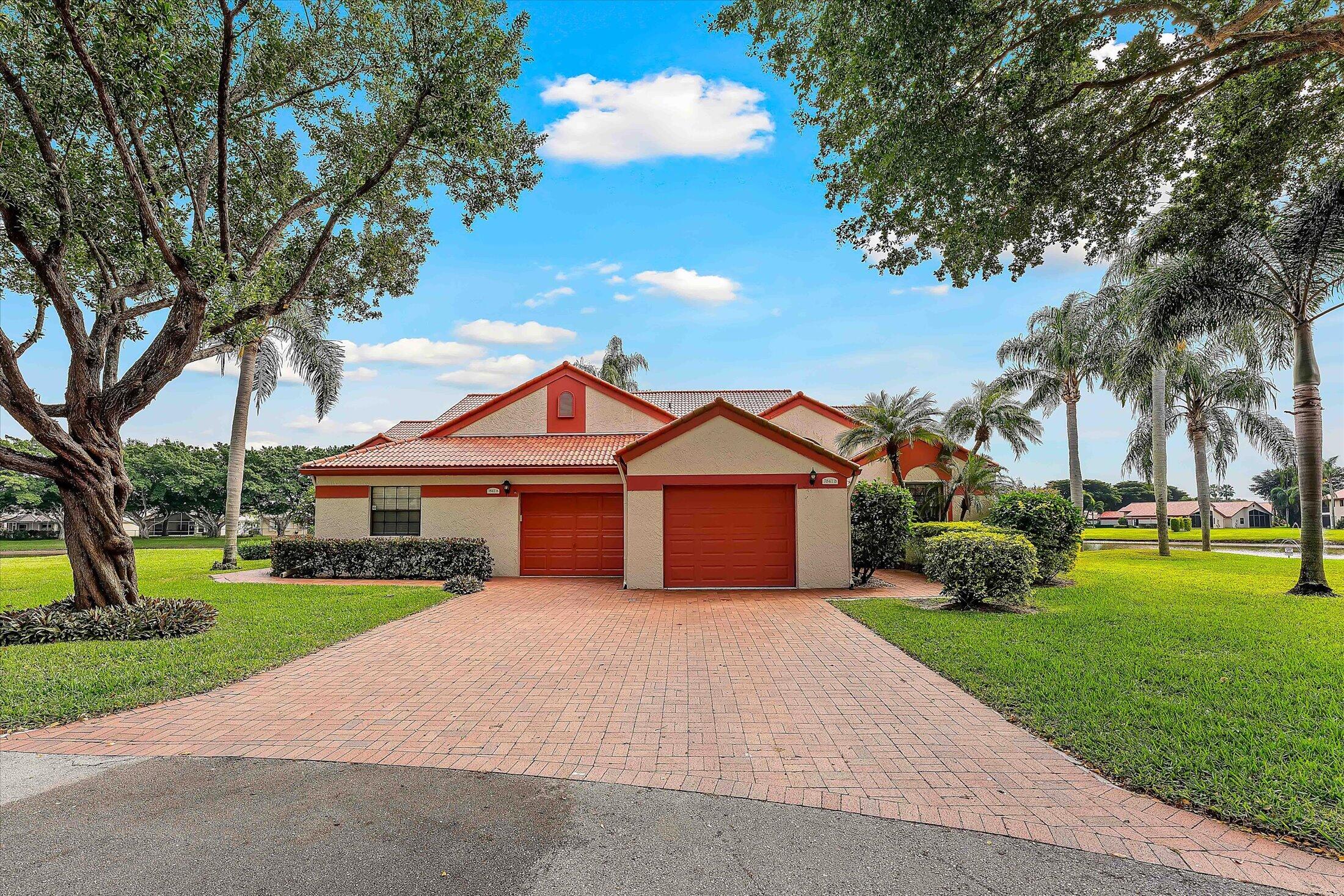 7841 Lexington Clb Blvd #B