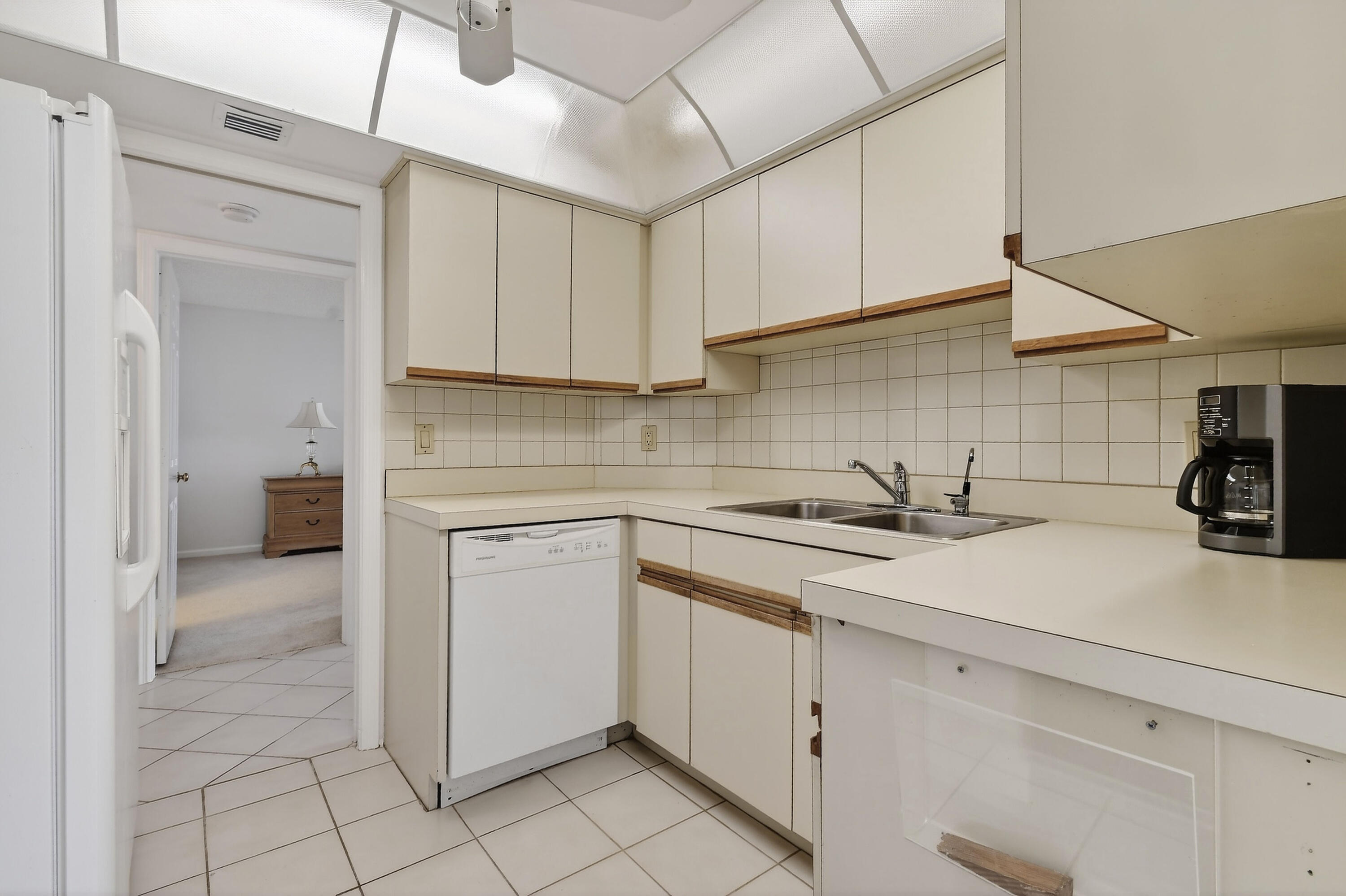 176 Helios #401 Jupiter, FL 33477