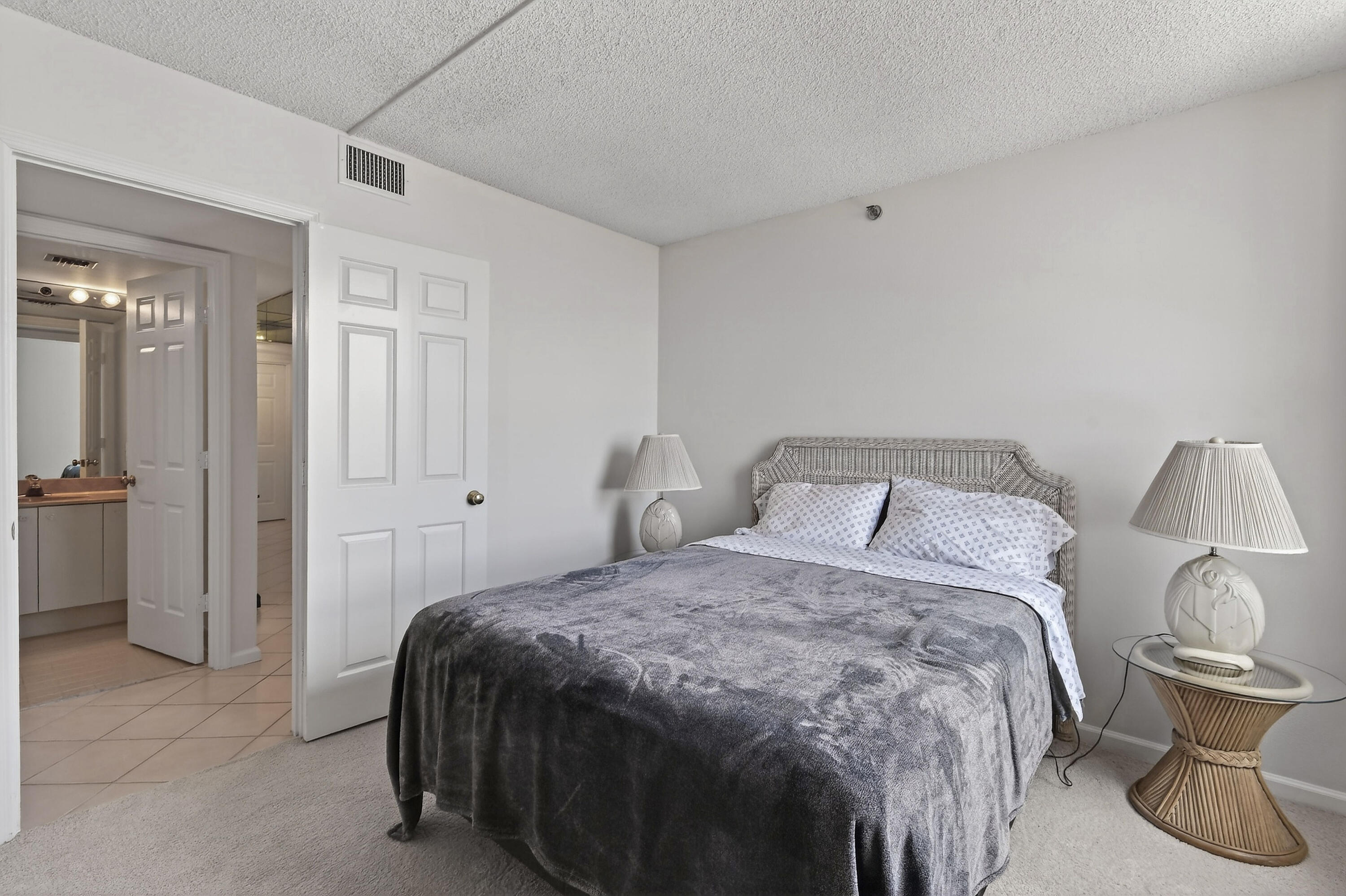 176 Helios #401 Jupiter, FL 33477