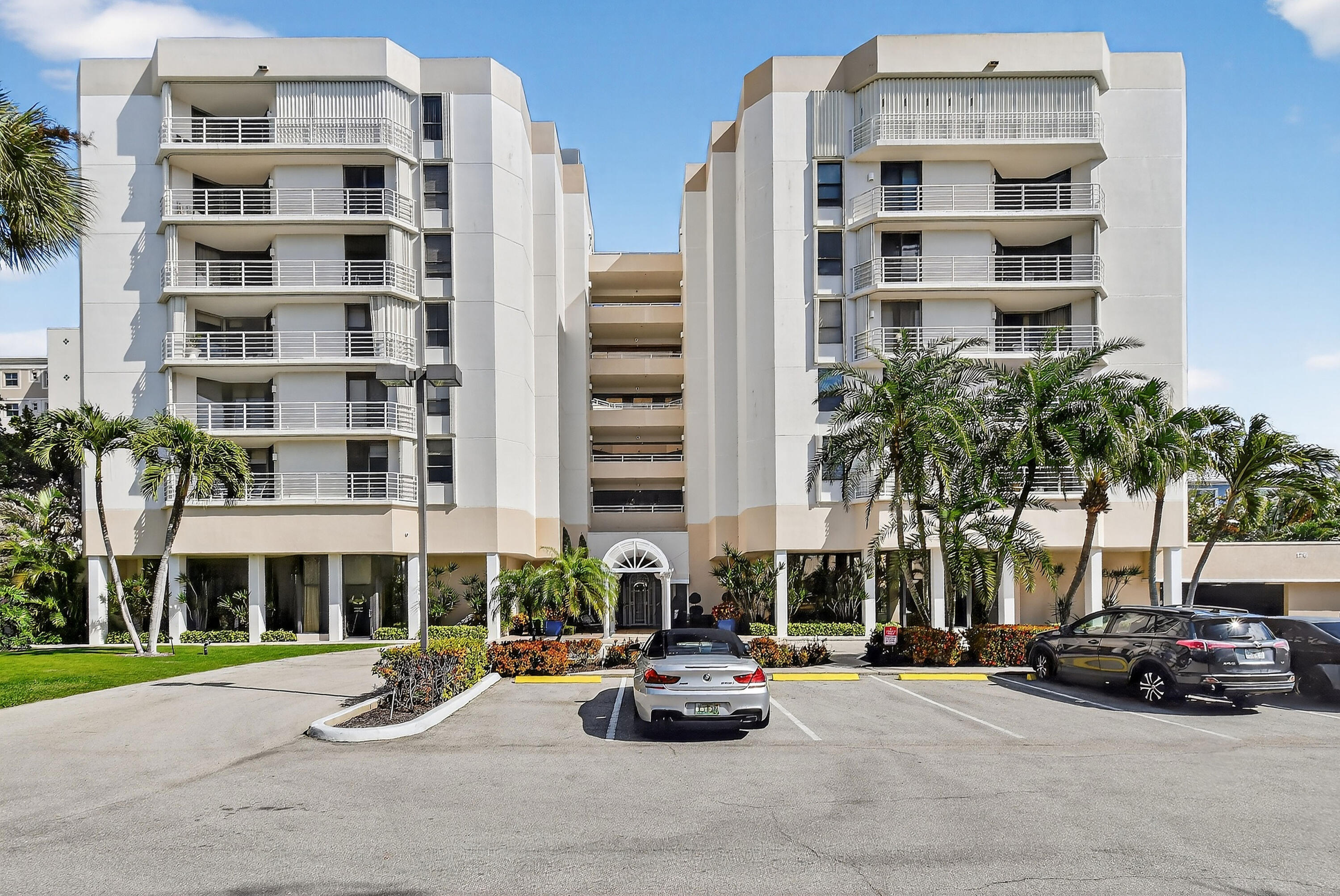176 Helios #401 Jupiter, FL 33477