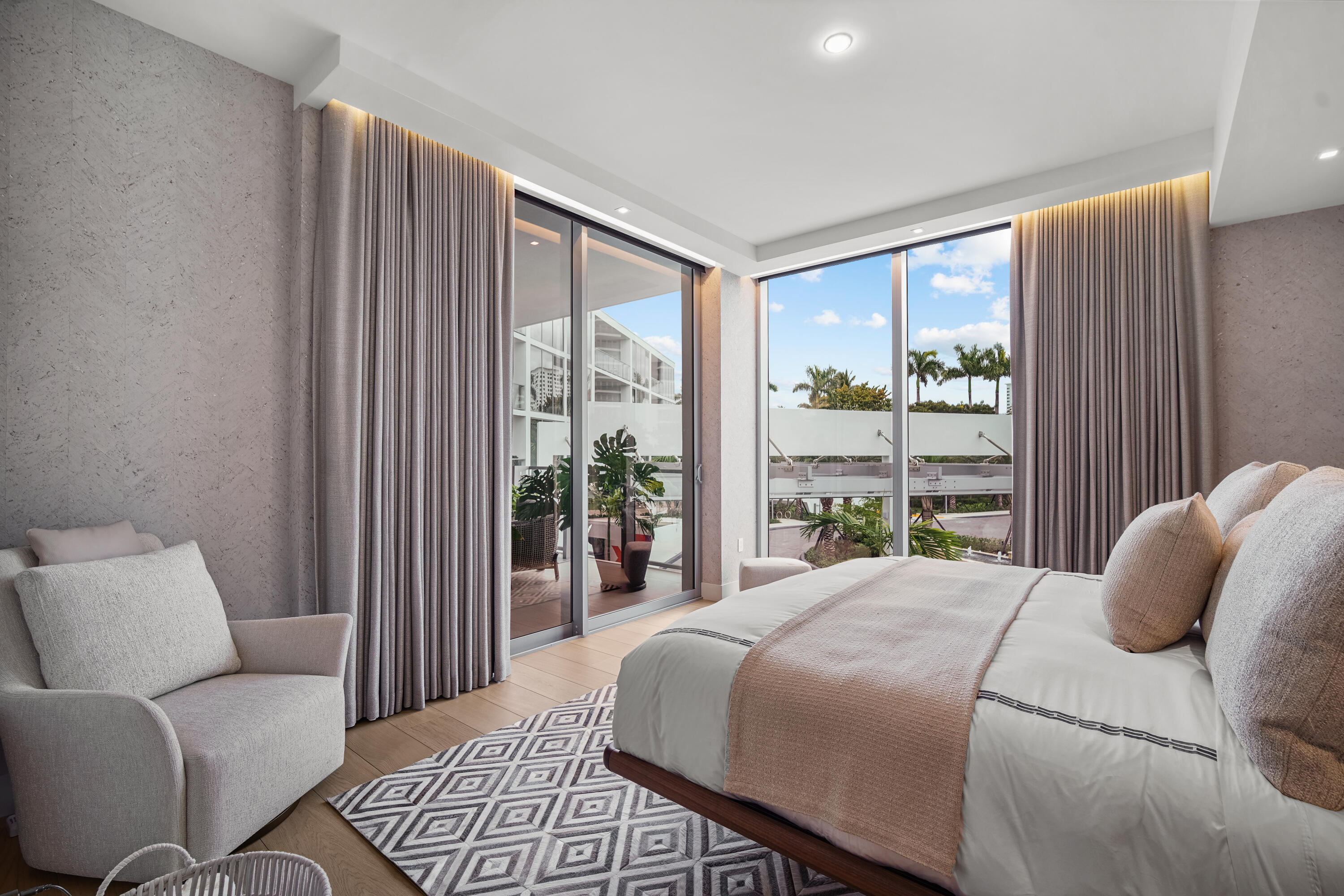 725 S Ocean #206 Boca Raton, FL 33432