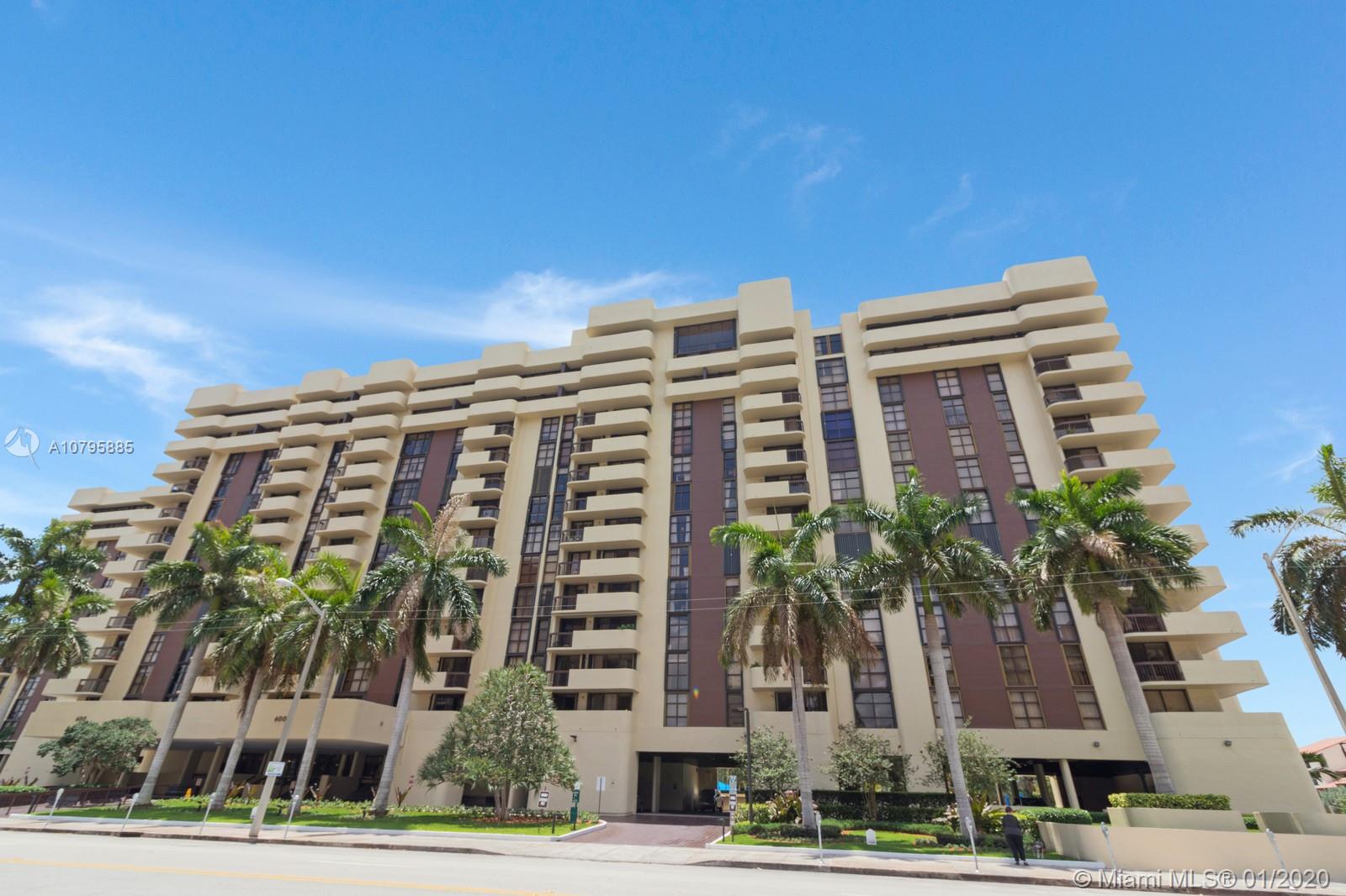 600 Biltmore Way #1018