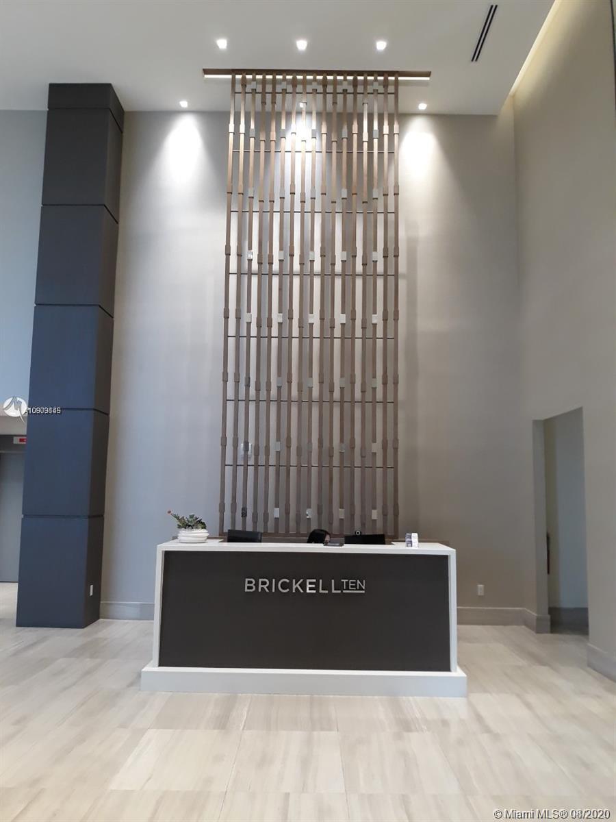 image Brickell Ten3