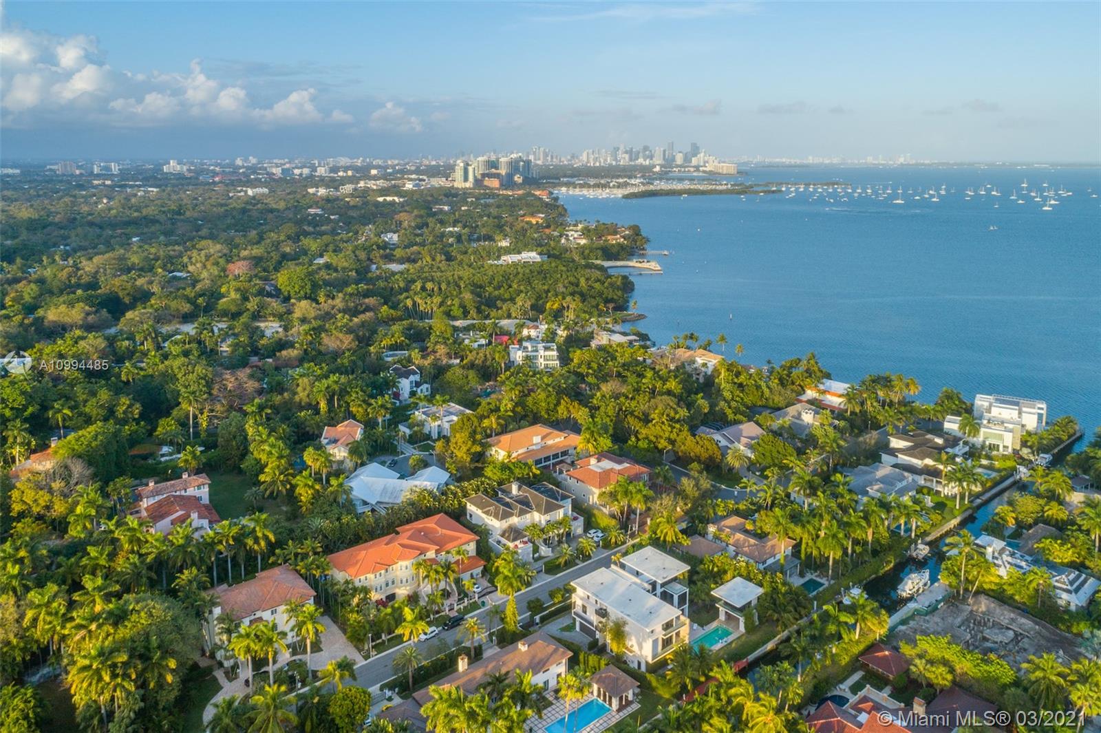 3600 Curtiss Ln Miami, FL 33133