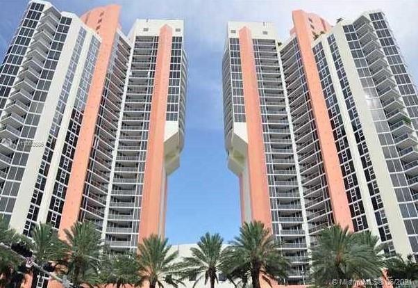 19333 Collins Ave #1407
