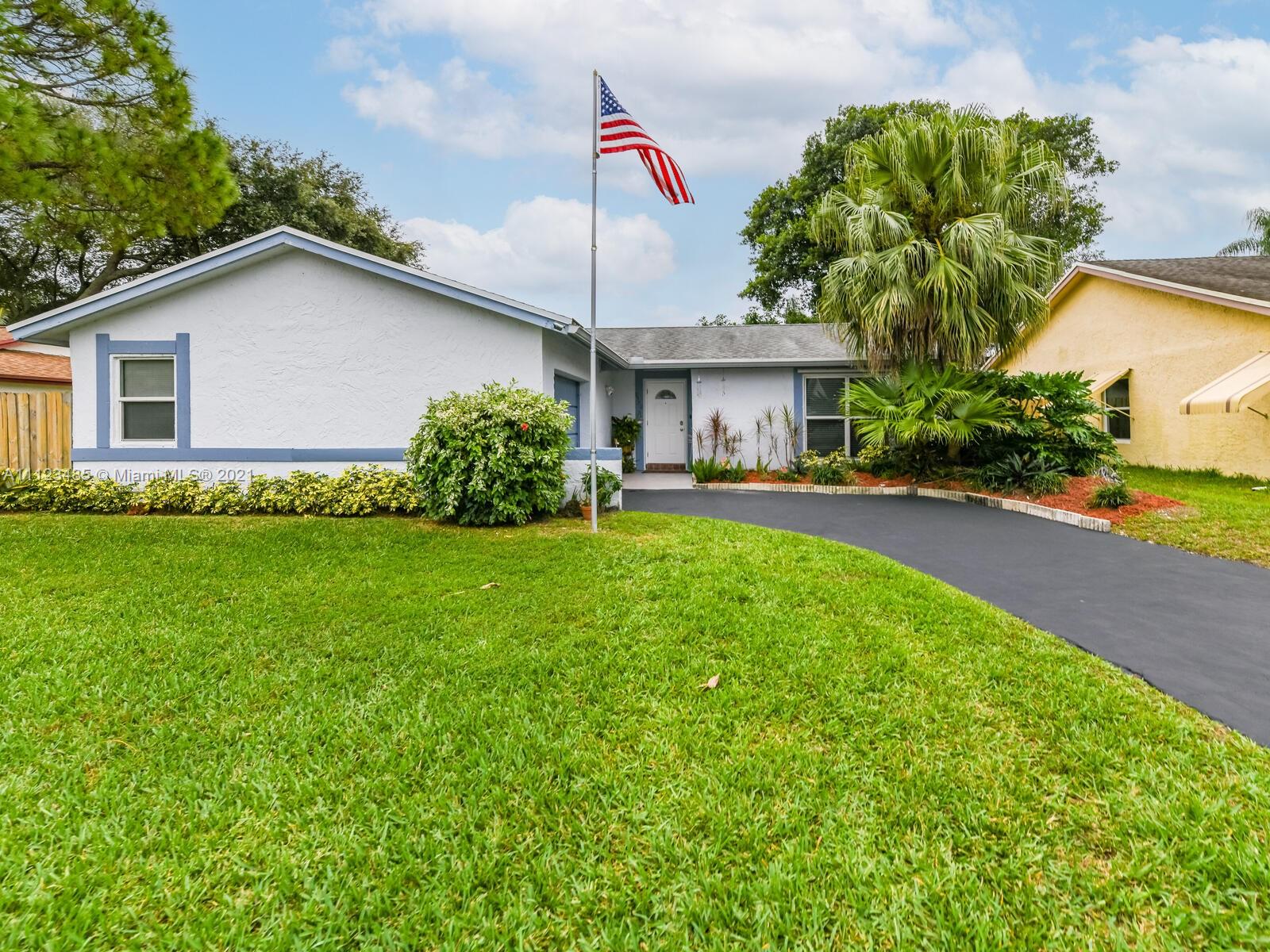 8550 NW 47th Ct