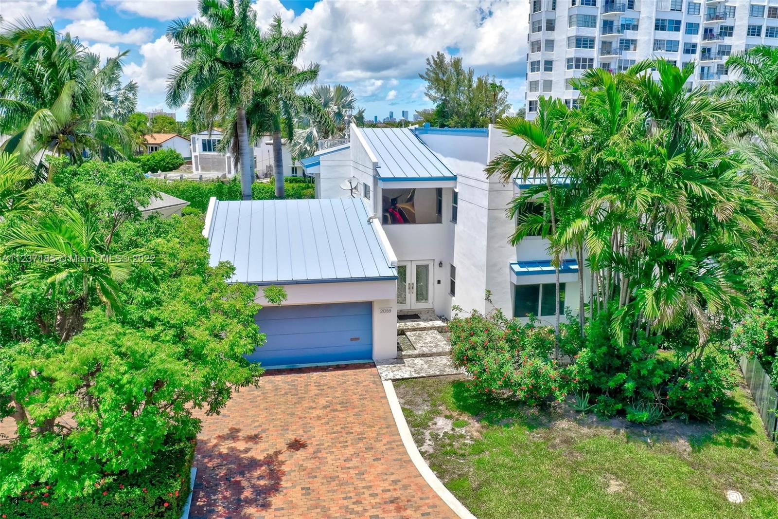 2089 NE 121st Rd