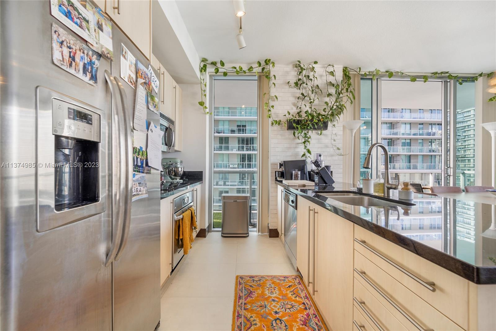 79 SW 12th St #3007-S Miami, FL 33130