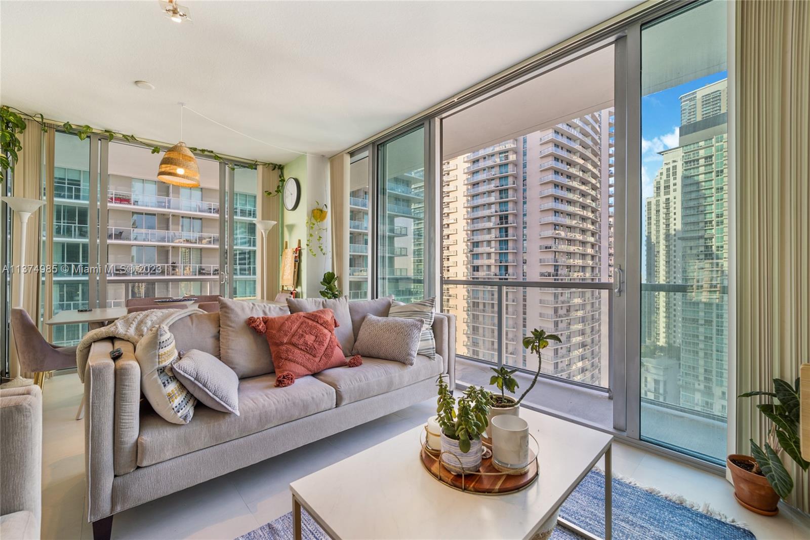 79 SW 12th St #3007-S Miami, FL 33130