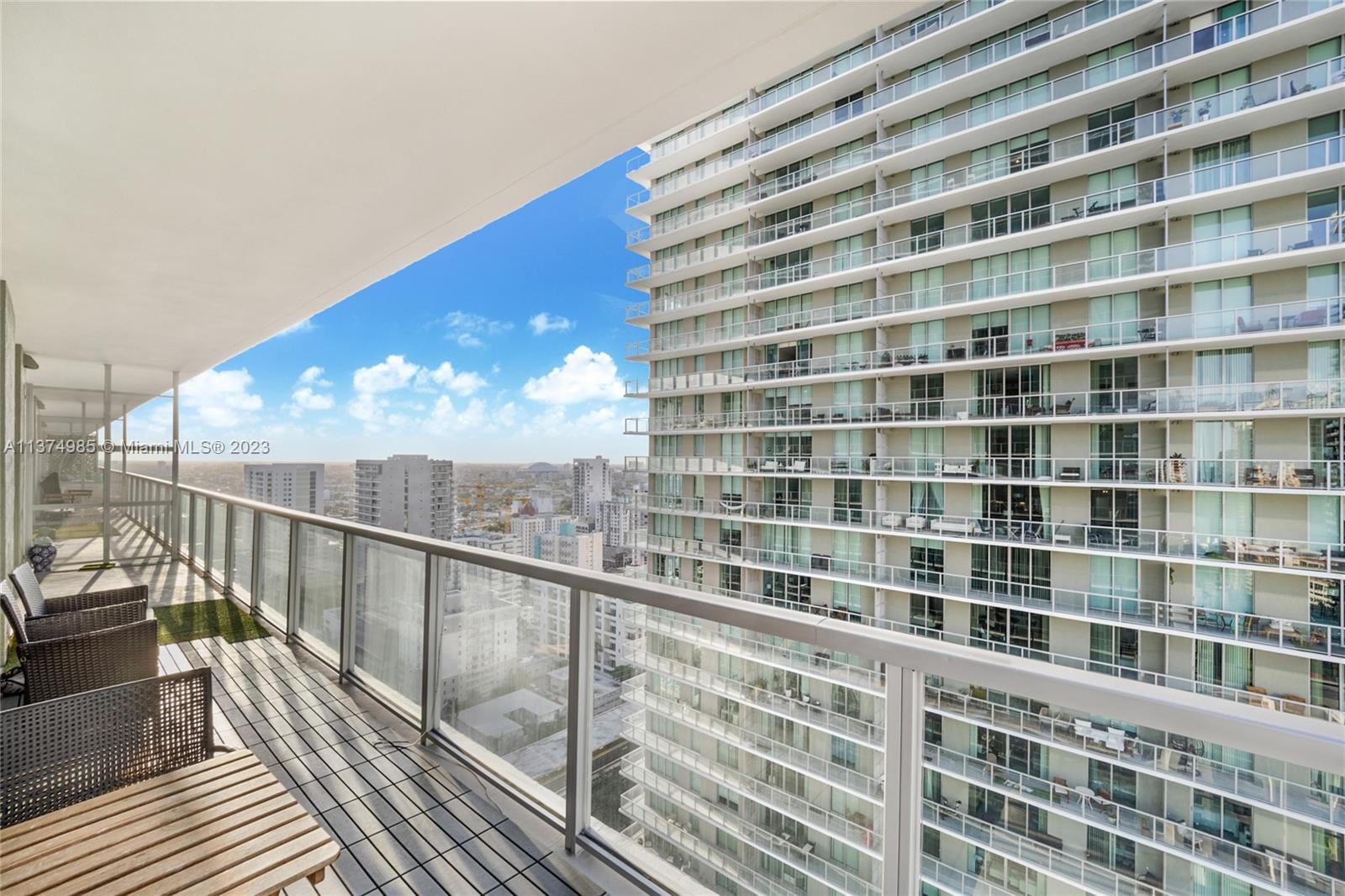 79 SW 12th St #3007-S Miami, FL 33130