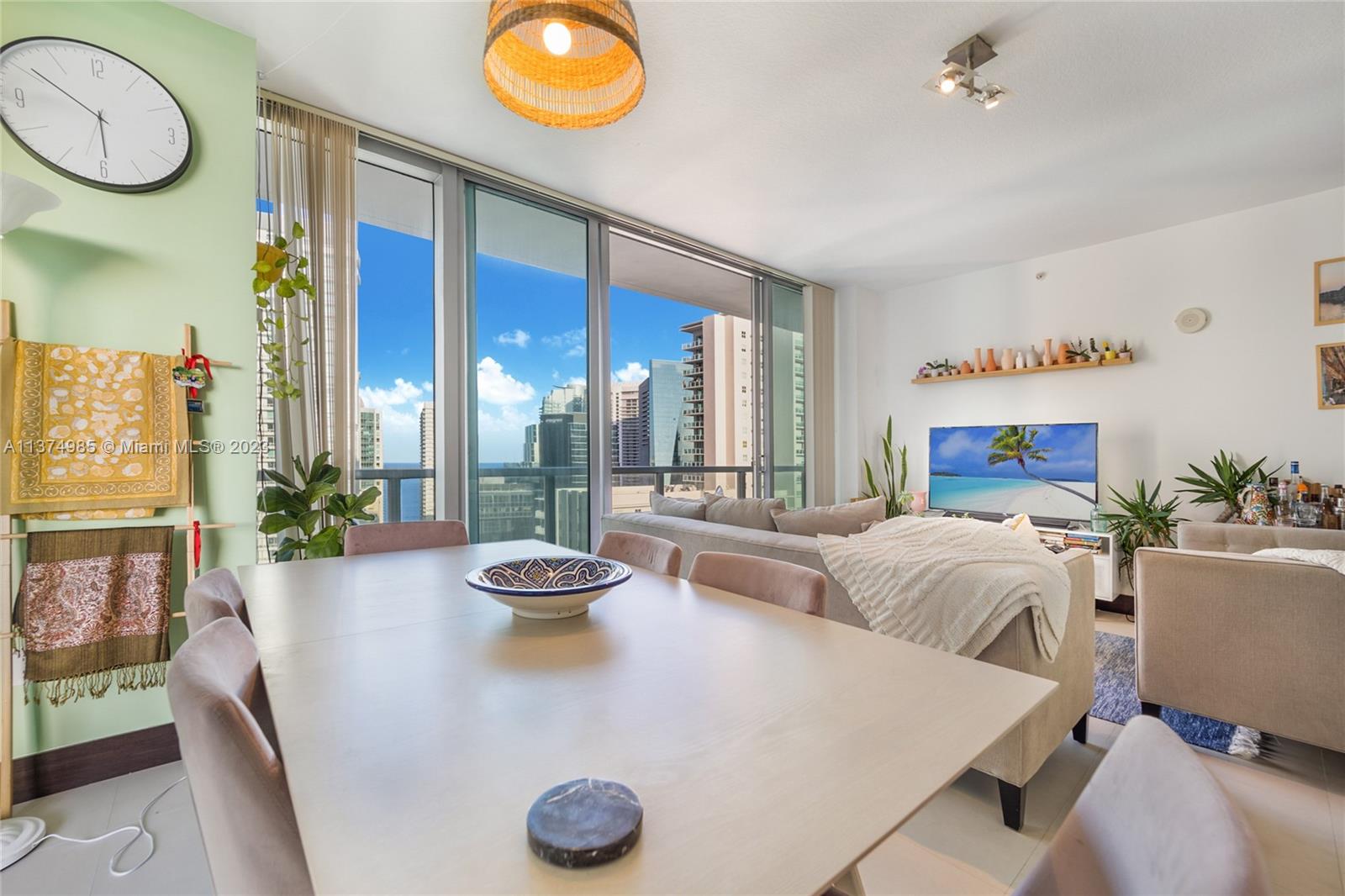 79 SW 12th St #3007-S Miami, FL 33130