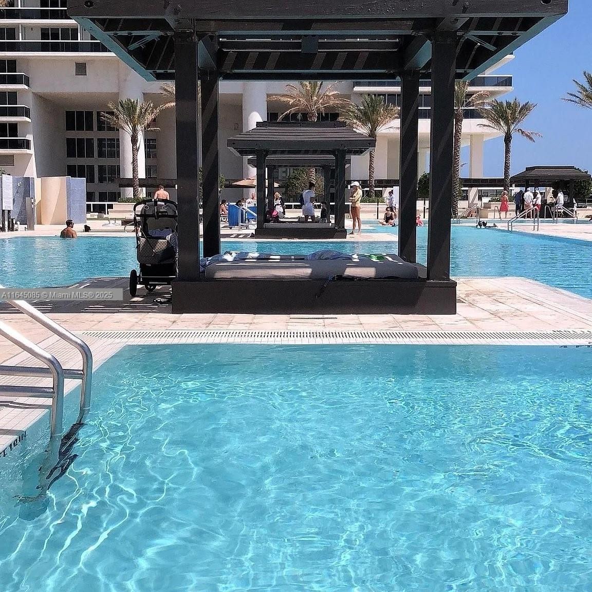 image Beach Club Hallandale38