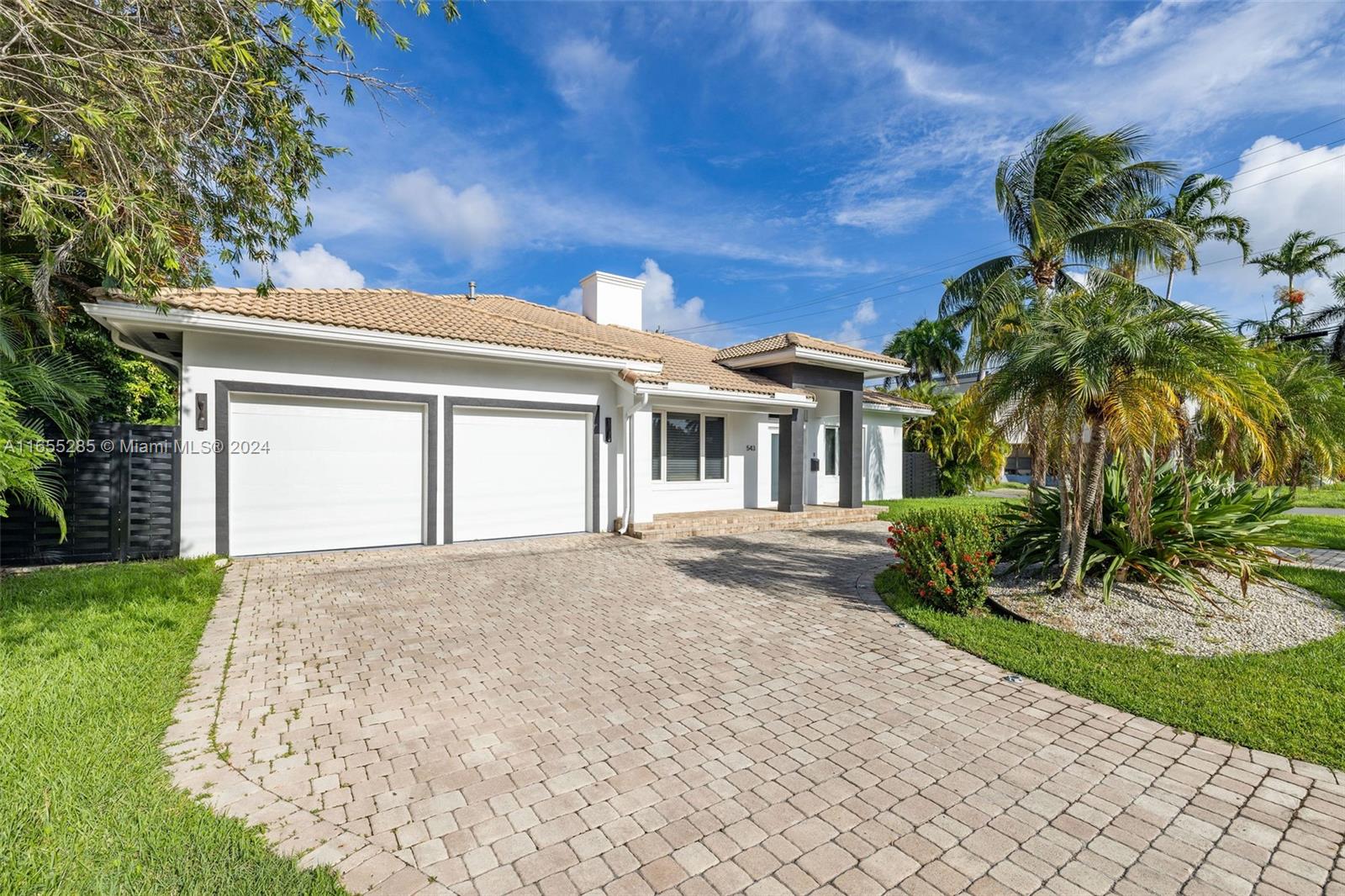 543 Hibiscus Dr Hallandale Beach, FL 33009